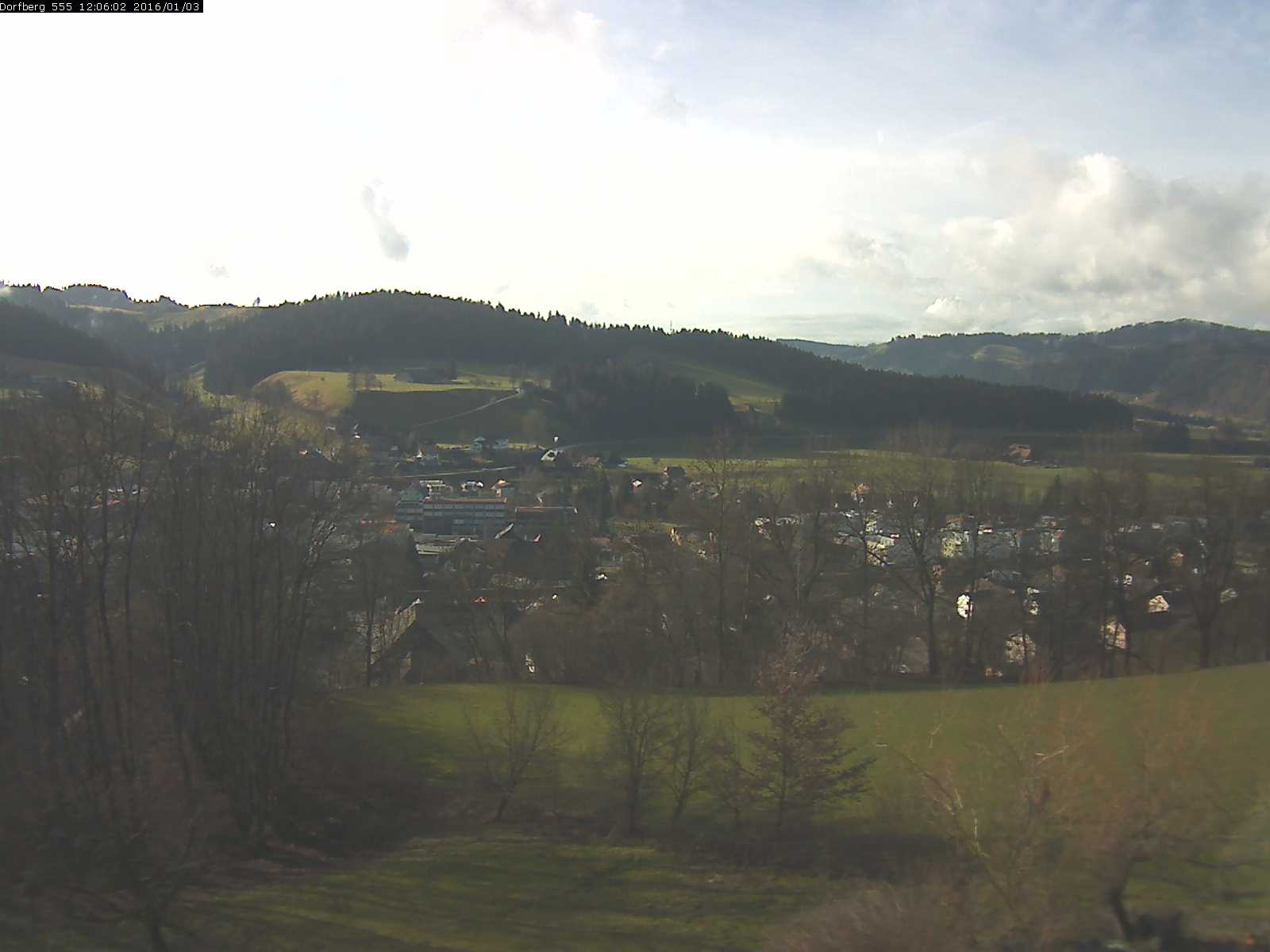 Webcam-Bild: Aussicht vom Dorfberg in Langnau 20160103-120601