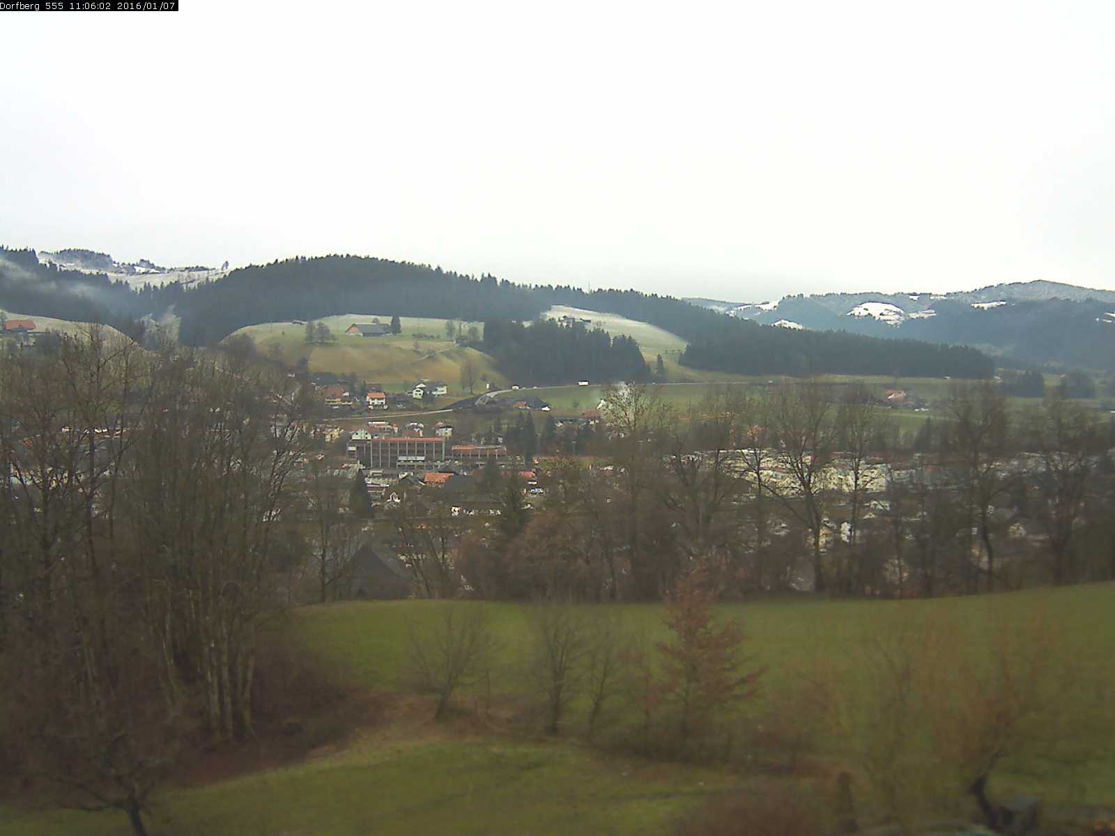 Webcam-Bild: Aussicht vom Dorfberg in Langnau 20160107-110601