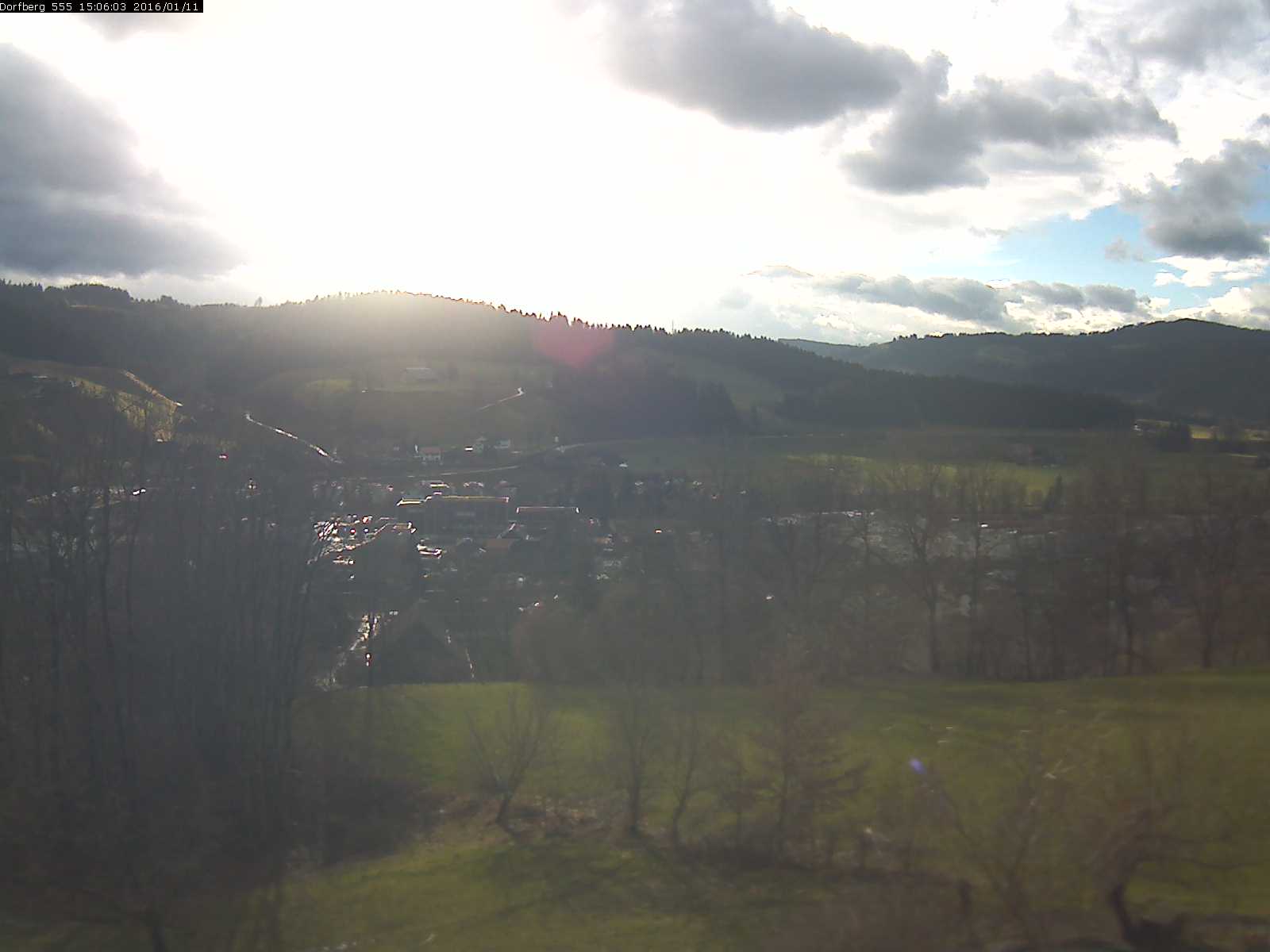 Webcam-Bild: Aussicht vom Dorfberg in Langnau 20160111-150601