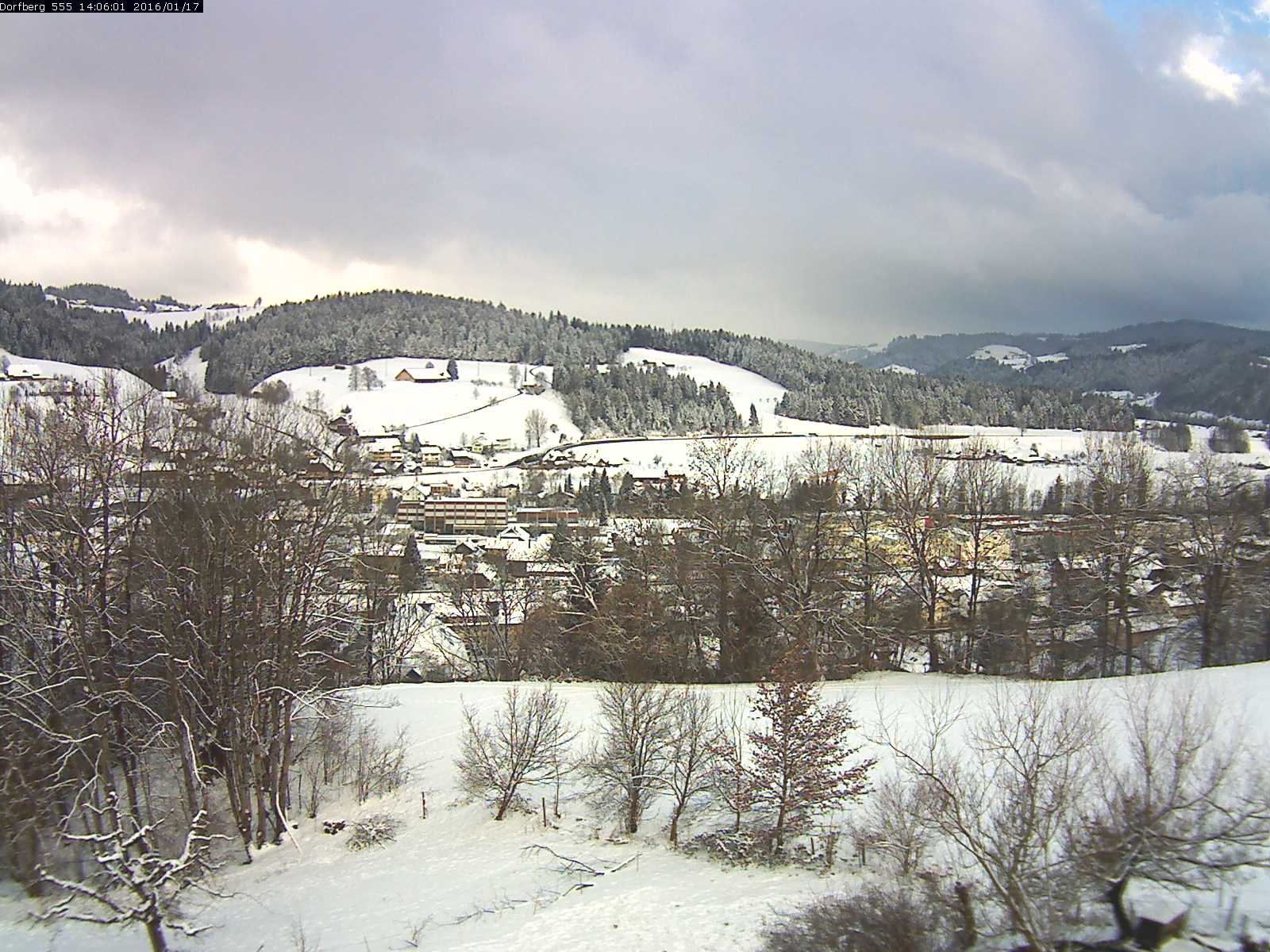 Webcam-Bild: Aussicht vom Dorfberg in Langnau 20160117-140601