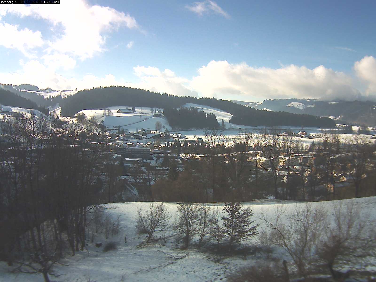 Webcam-Bild: Aussicht vom Dorfberg in Langnau 20160123-120601