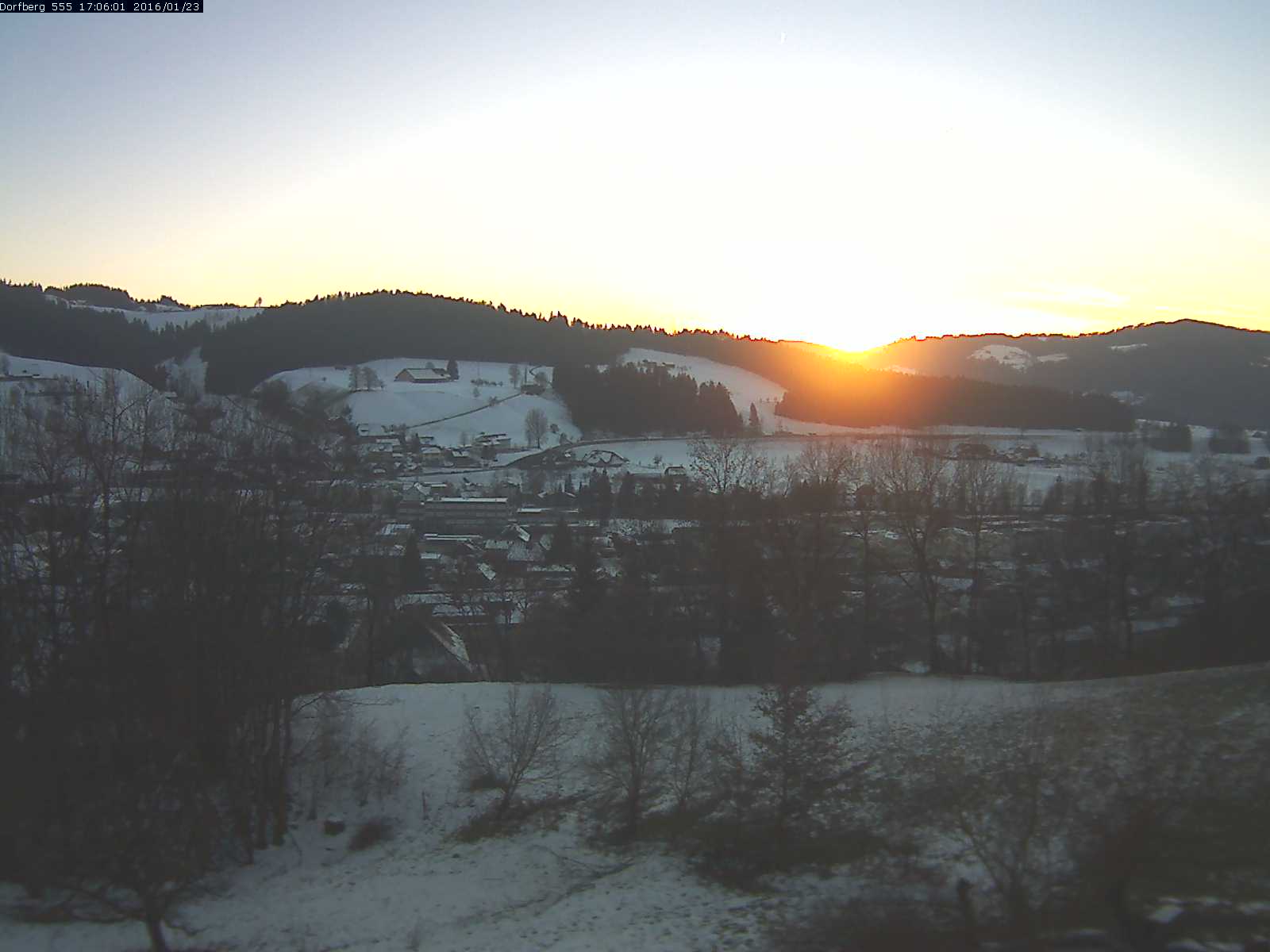 Webcam-Bild: Aussicht vom Dorfberg in Langnau 20160123-170601