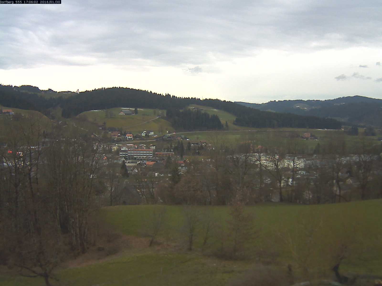 Webcam-Bild: Aussicht vom Dorfberg in Langnau 20160130-170601