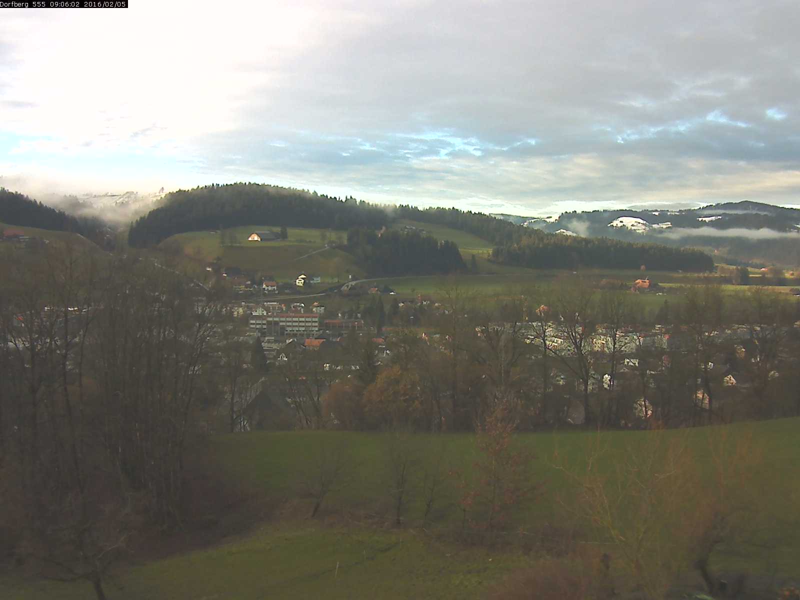 Webcam-Bild: Aussicht vom Dorfberg in Langnau 20160205-090601