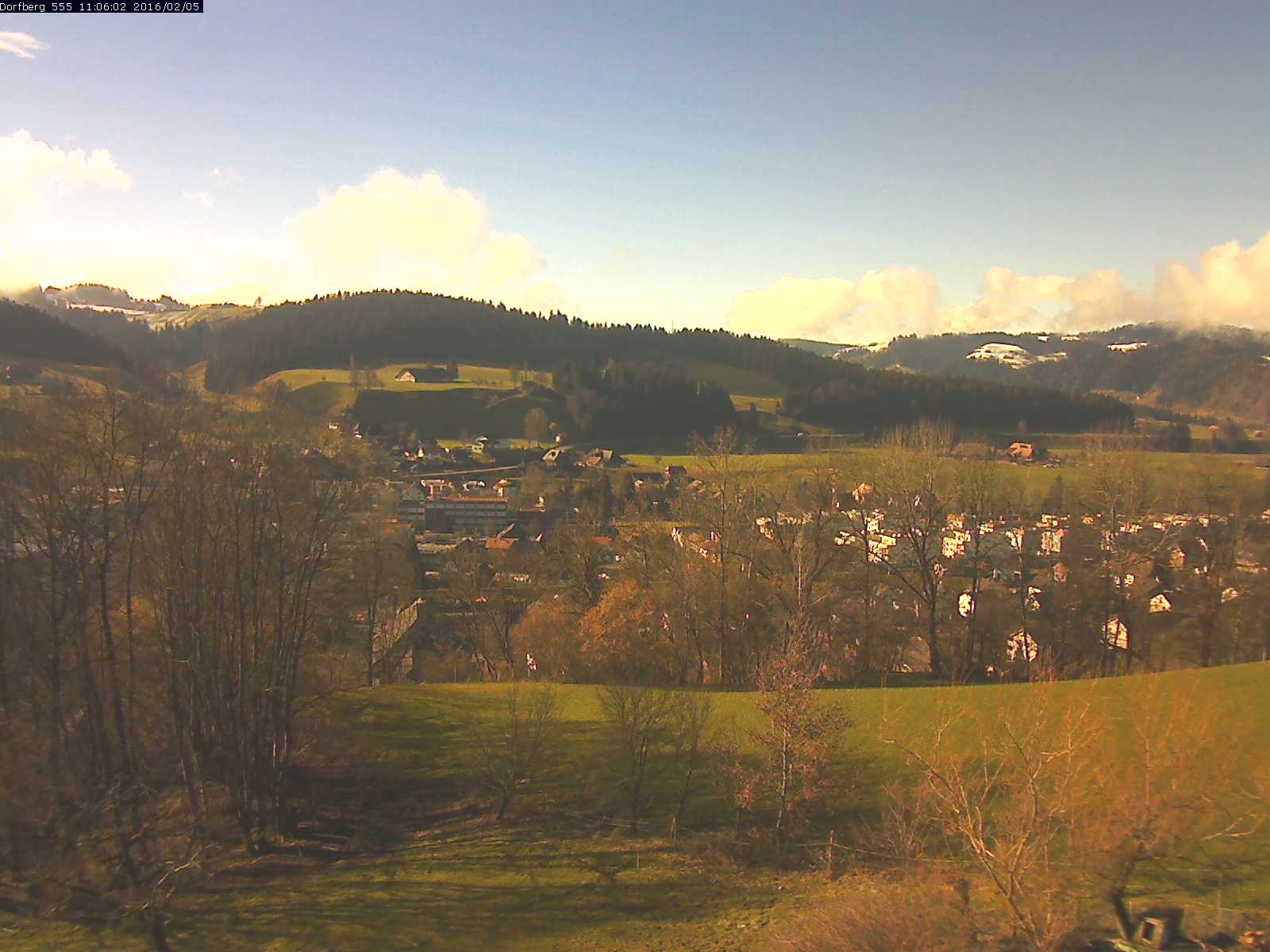 Webcam-Bild: Aussicht vom Dorfberg in Langnau 20160205-110601