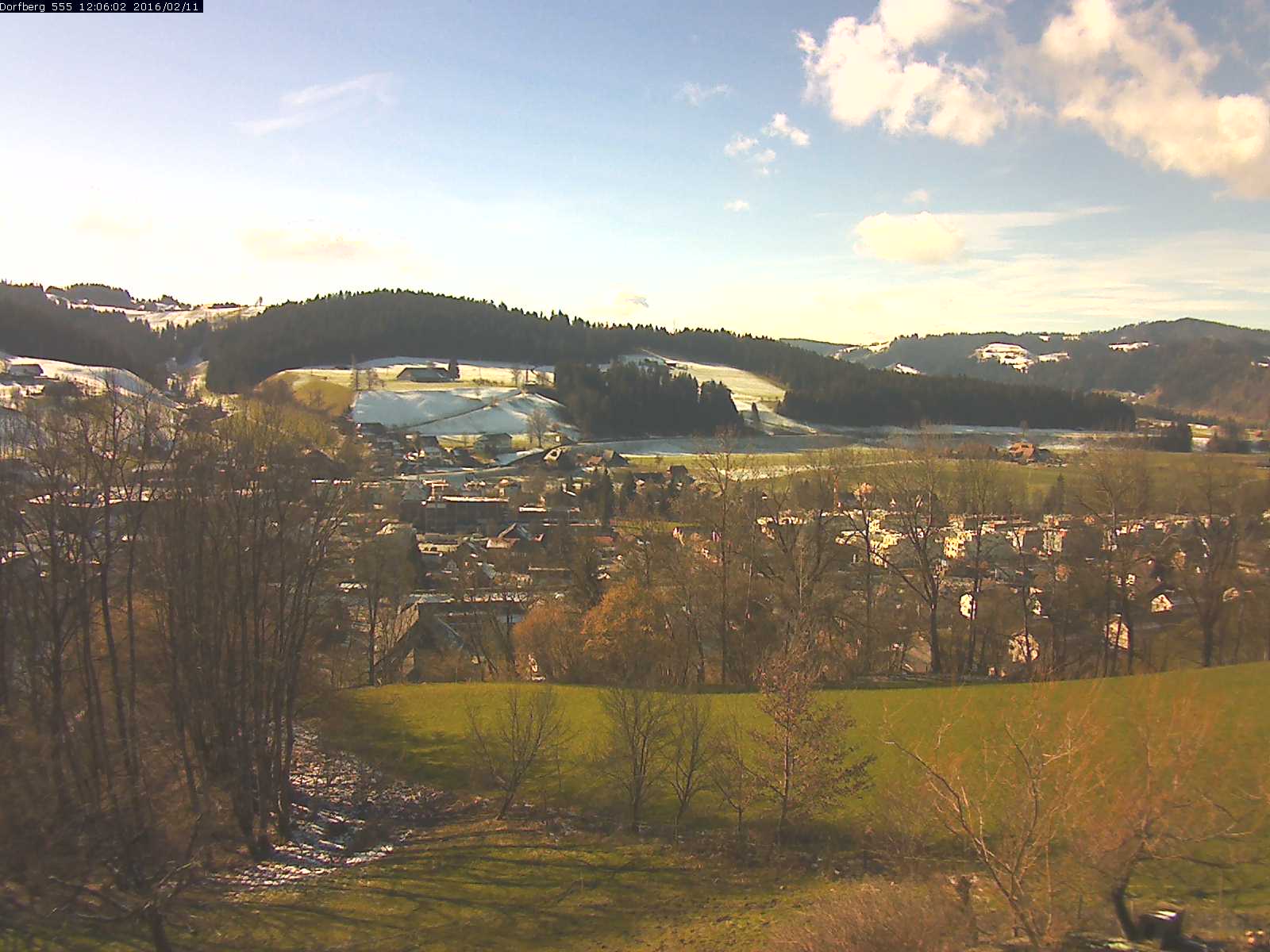 Webcam-Bild: Aussicht vom Dorfberg in Langnau 20160211-120601