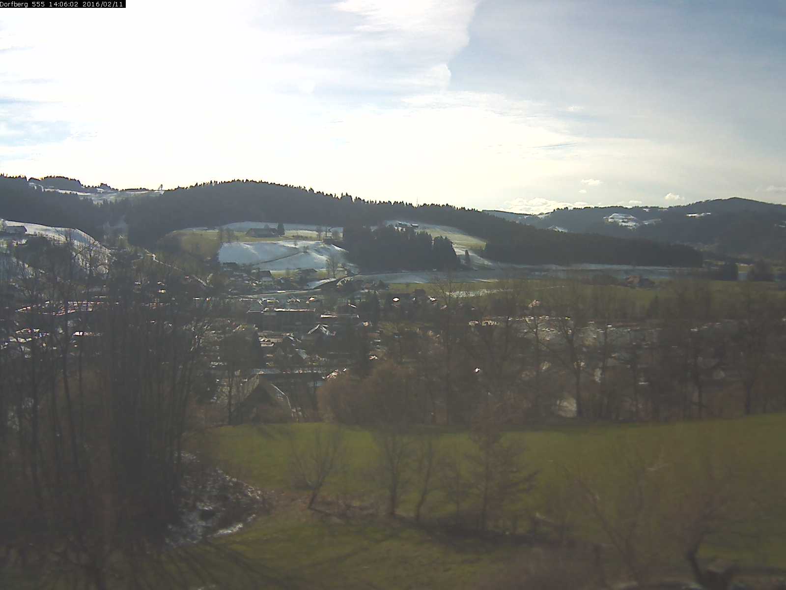 Webcam-Bild: Aussicht vom Dorfberg in Langnau 20160211-140601