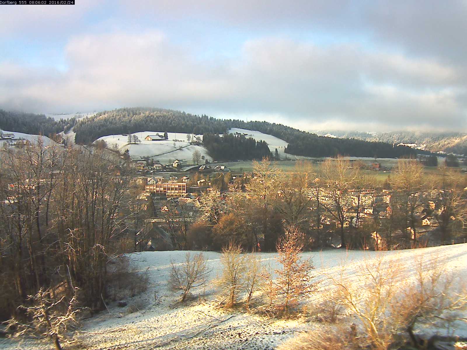 Webcam-Bild: Aussicht vom Dorfberg in Langnau 20160224-080601
