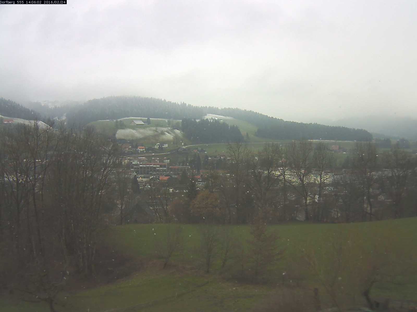 Webcam-Bild: Aussicht vom Dorfberg in Langnau 20160224-140601
