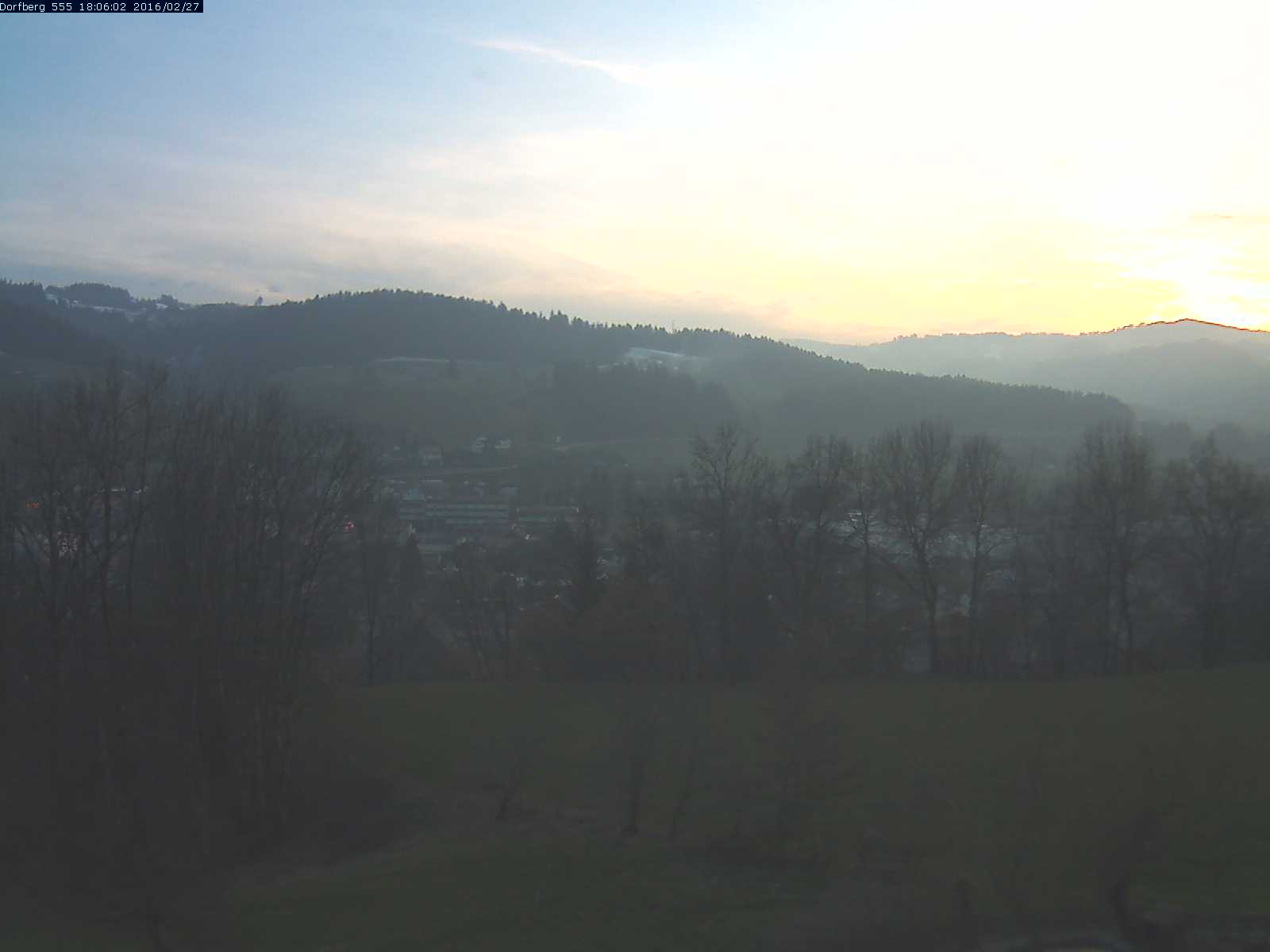Webcam-Bild: Aussicht vom Dorfberg in Langnau 20160227-180601
