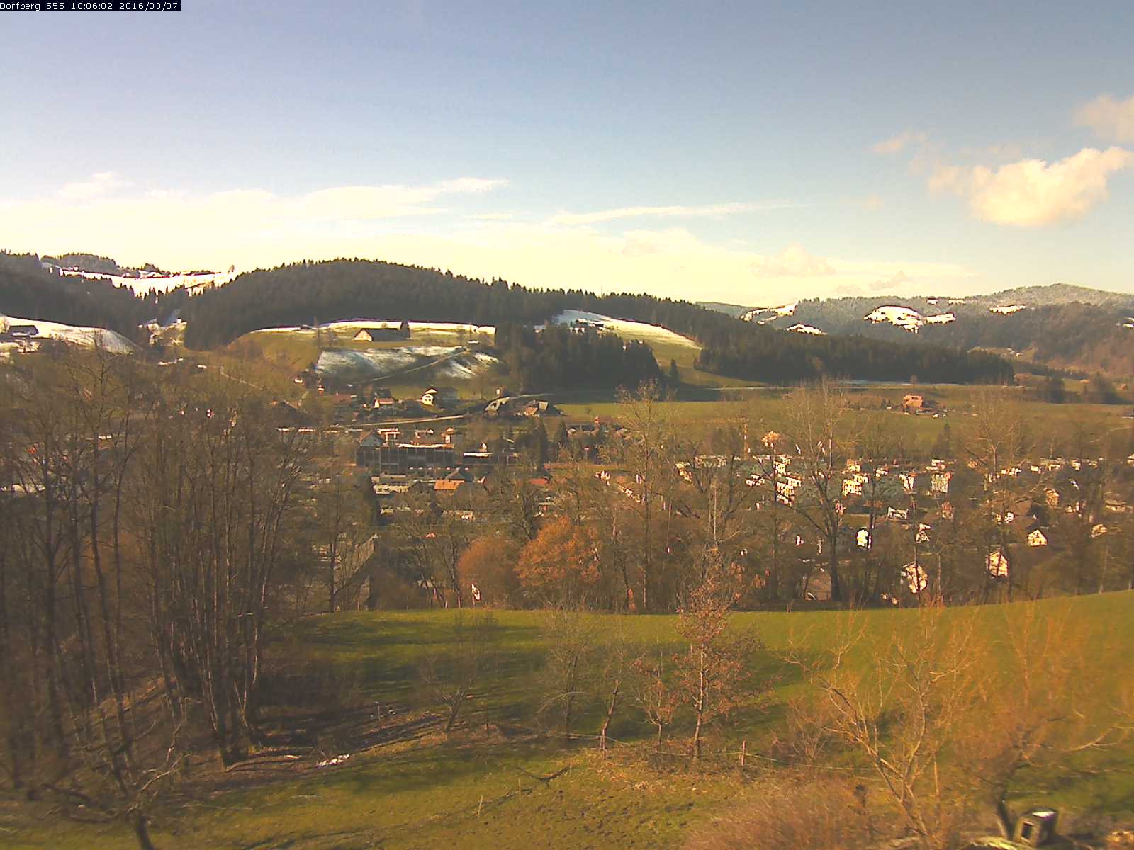 Webcam-Bild: Aussicht vom Dorfberg in Langnau 20160307-100601