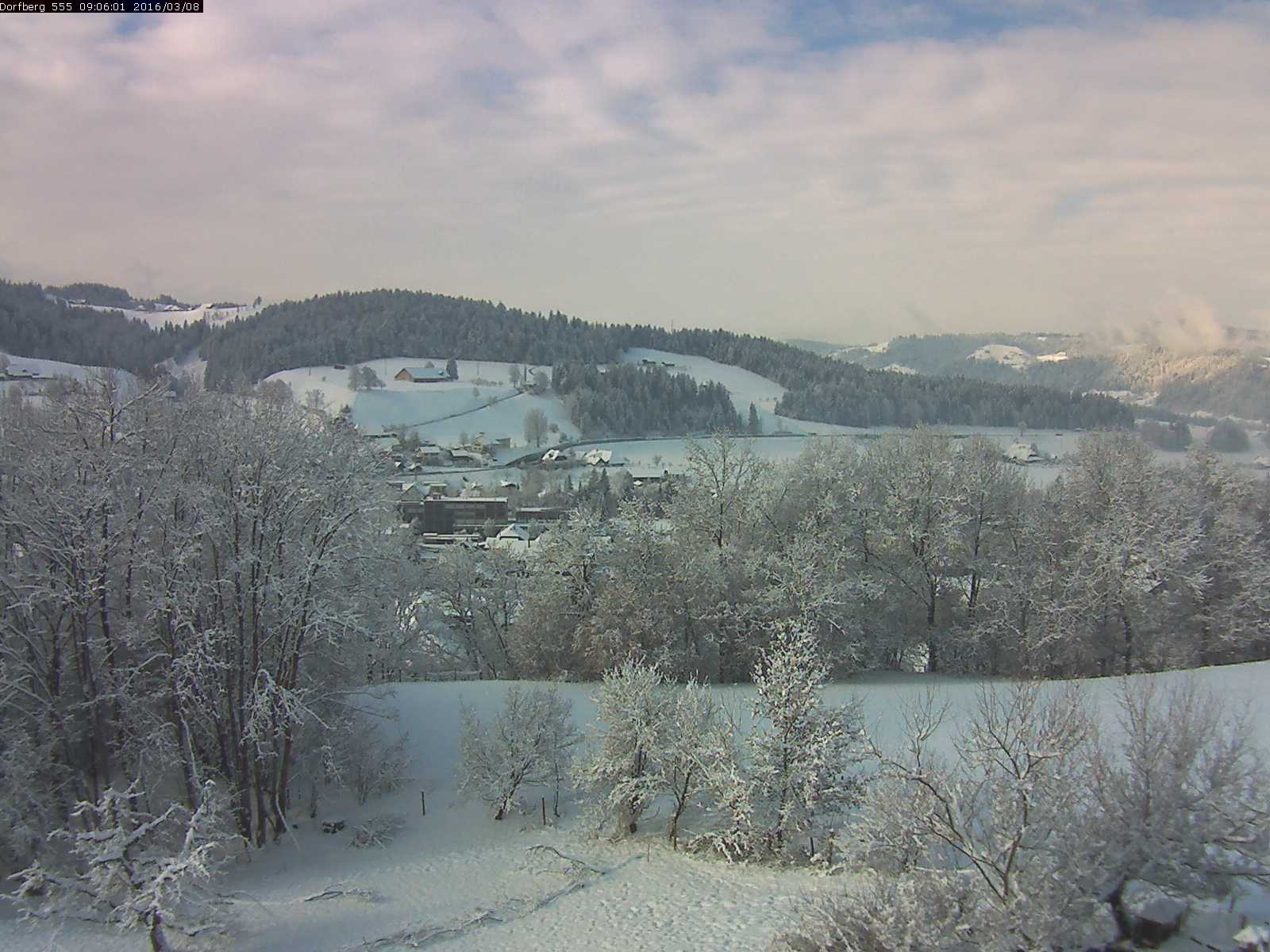 Webcam-Bild: Aussicht vom Dorfberg in Langnau 20160308-090601
