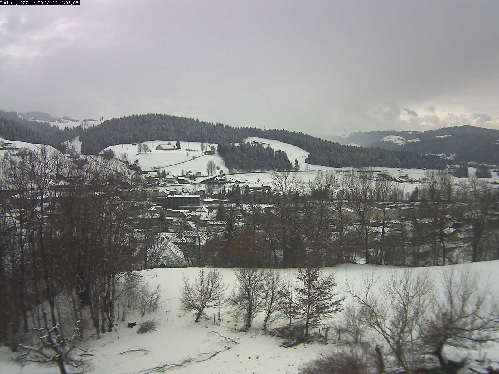 Webcam-Bild: Aussicht vom Dorfberg in Langnau 20160308-140601