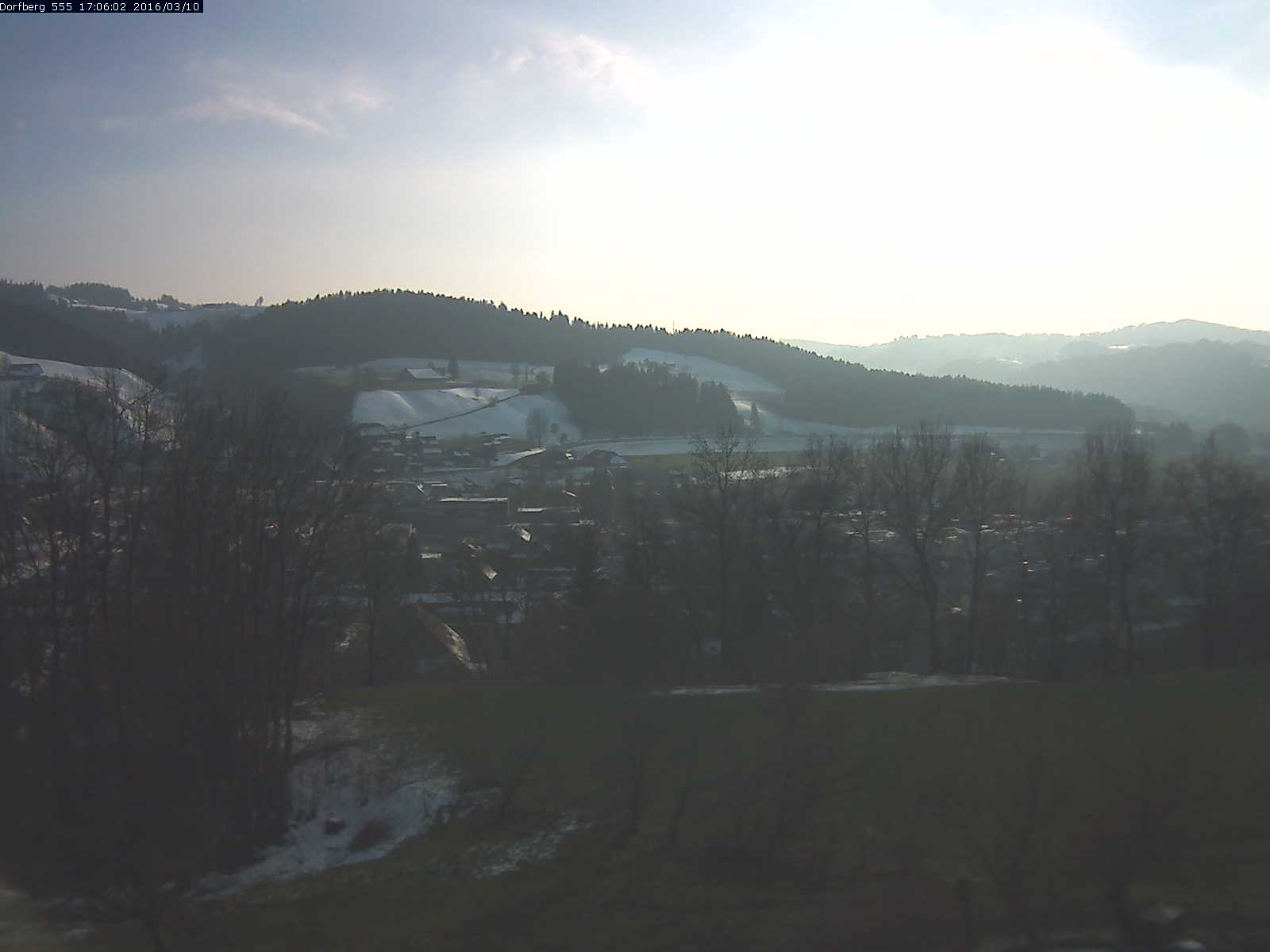 Webcam-Bild: Aussicht vom Dorfberg in Langnau 20160310-170601