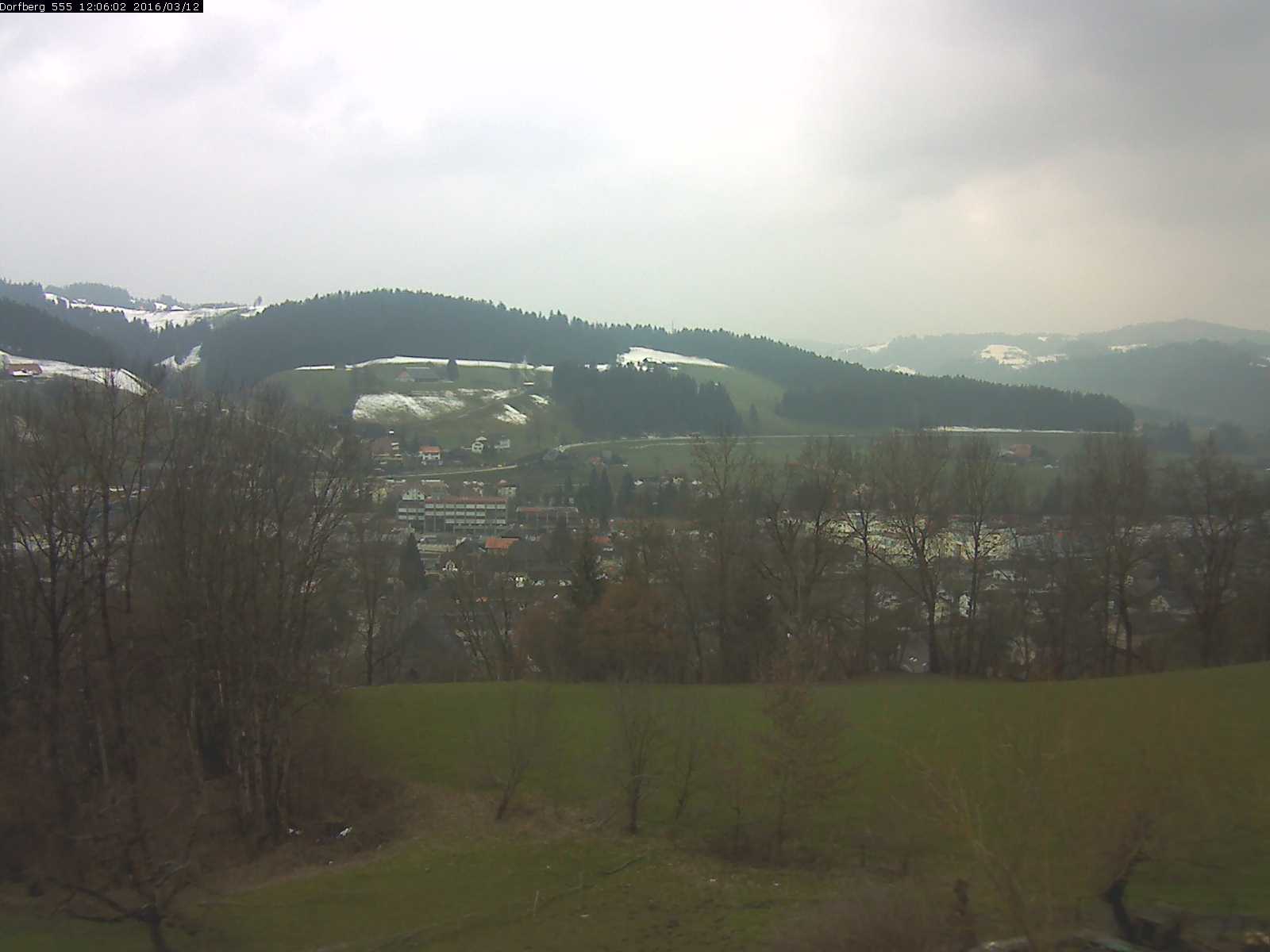 Webcam-Bild: Aussicht vom Dorfberg in Langnau 20160312-120601
