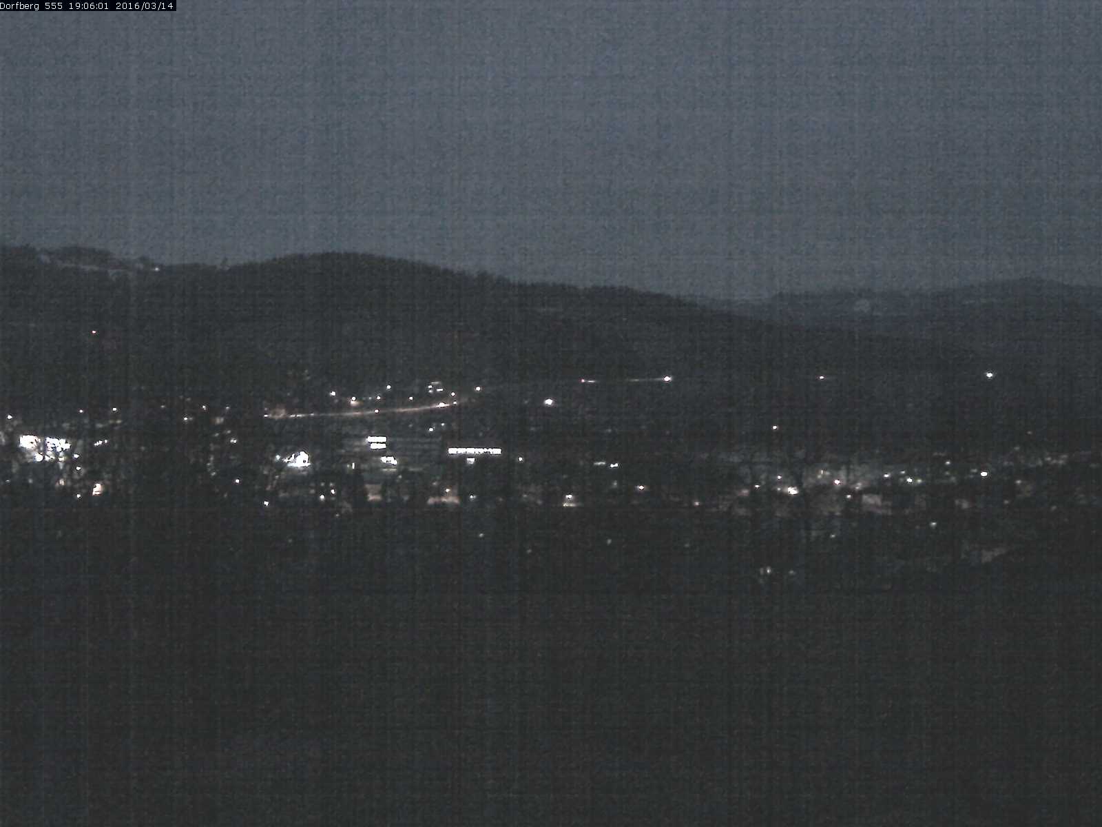 Webcam-Bild: Aussicht vom Dorfberg in Langnau 20160314-190601