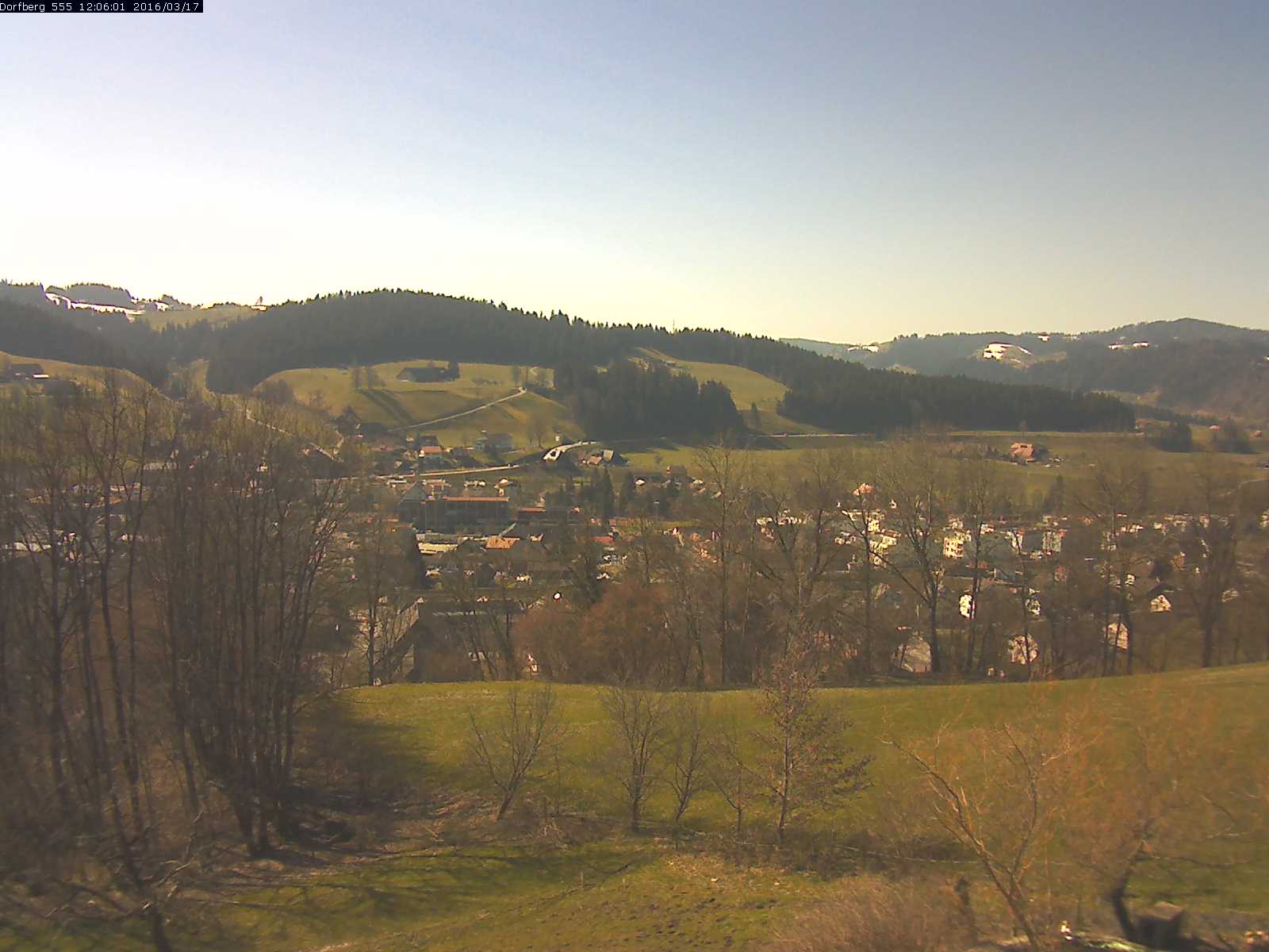 Webcam-Bild: Aussicht vom Dorfberg in Langnau 20160317-120601