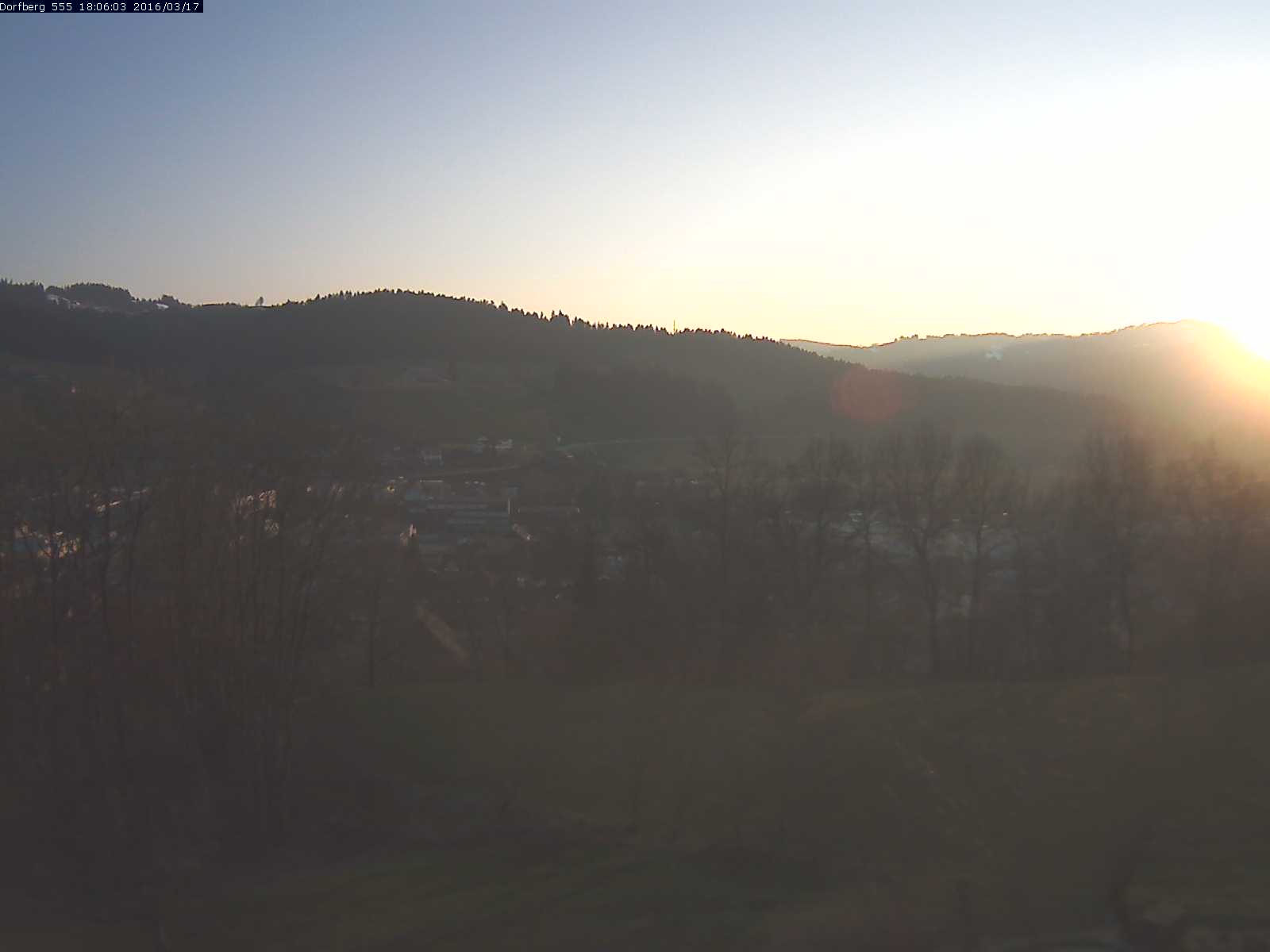 Webcam-Bild: Aussicht vom Dorfberg in Langnau 20160317-180602