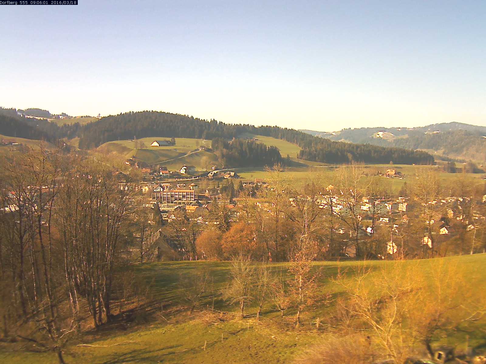 Webcam-Bild: Aussicht vom Dorfberg in Langnau 20160318-090601