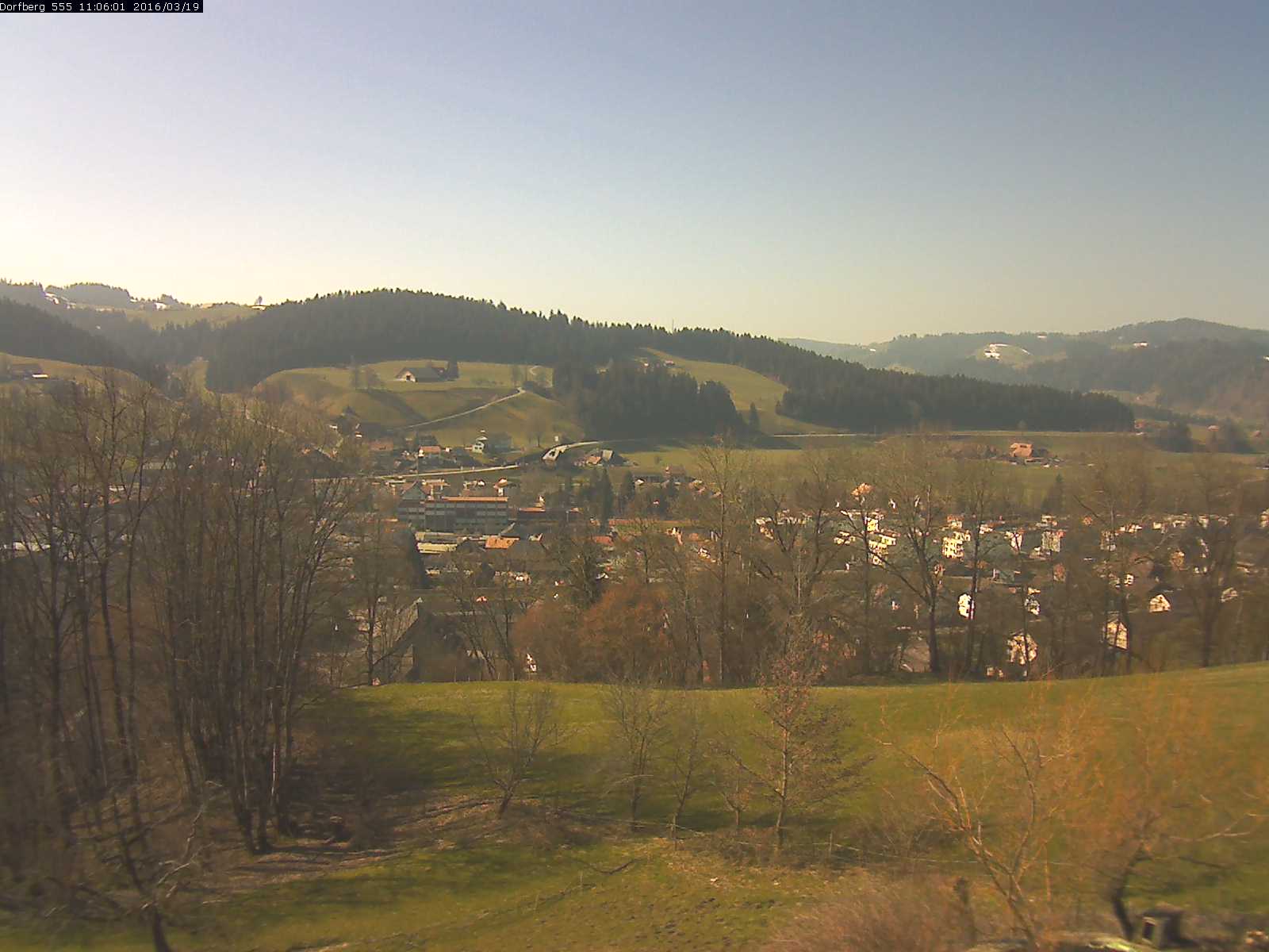 Webcam-Bild: Aussicht vom Dorfberg in Langnau 20160319-110601