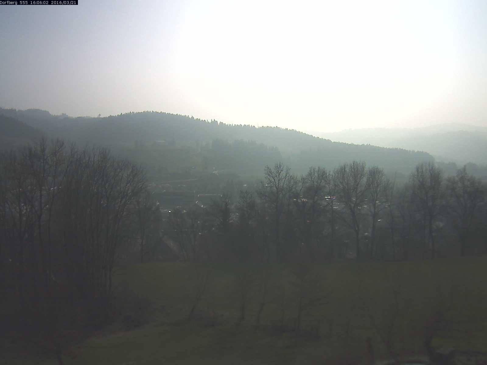 Webcam-Bild: Aussicht vom Dorfberg in Langnau 20160321-160601