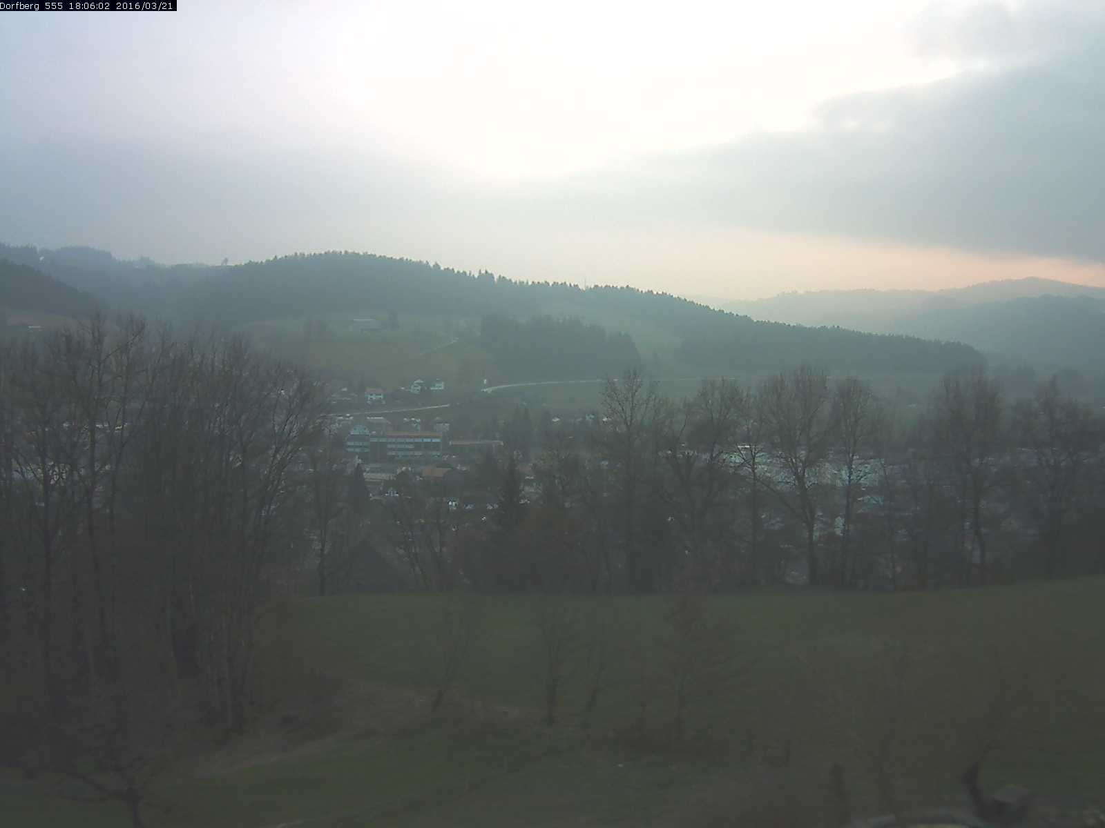 Webcam-Bild: Aussicht vom Dorfberg in Langnau 20160321-180601