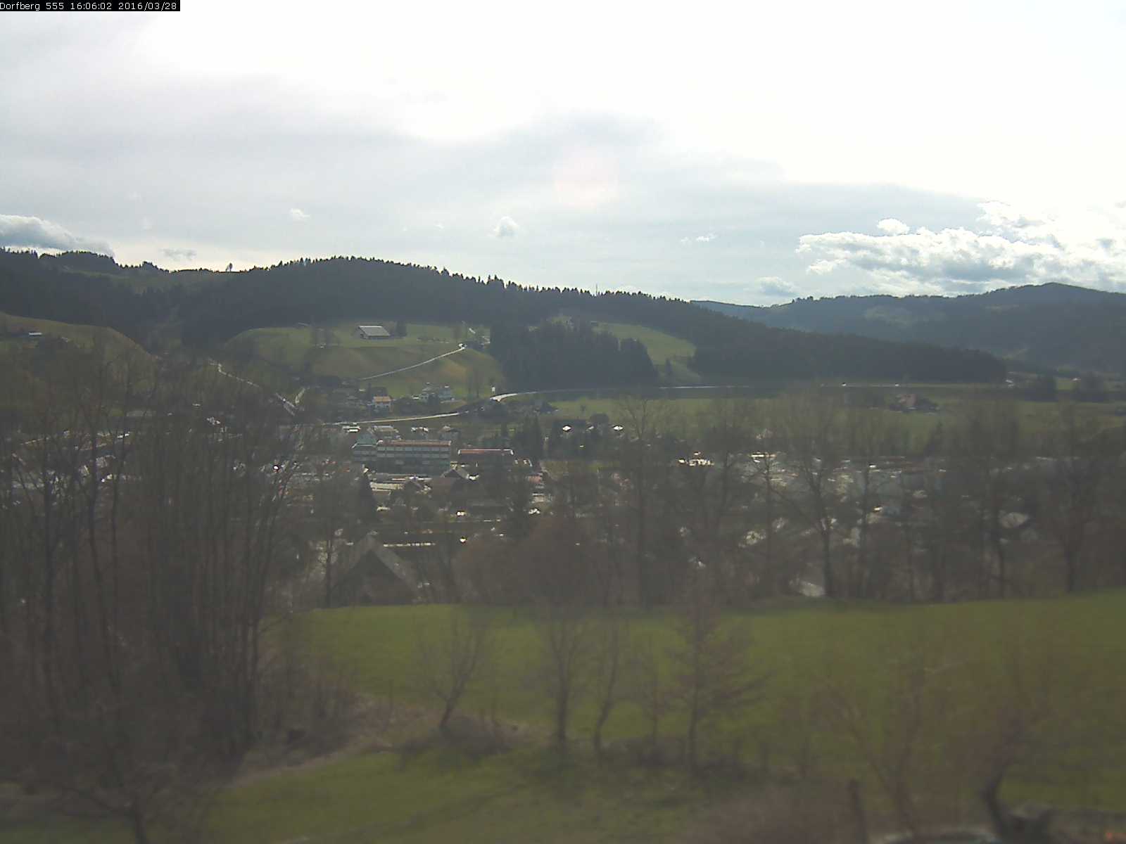 Webcam-Bild: Aussicht vom Dorfberg in Langnau 20160328-160601
