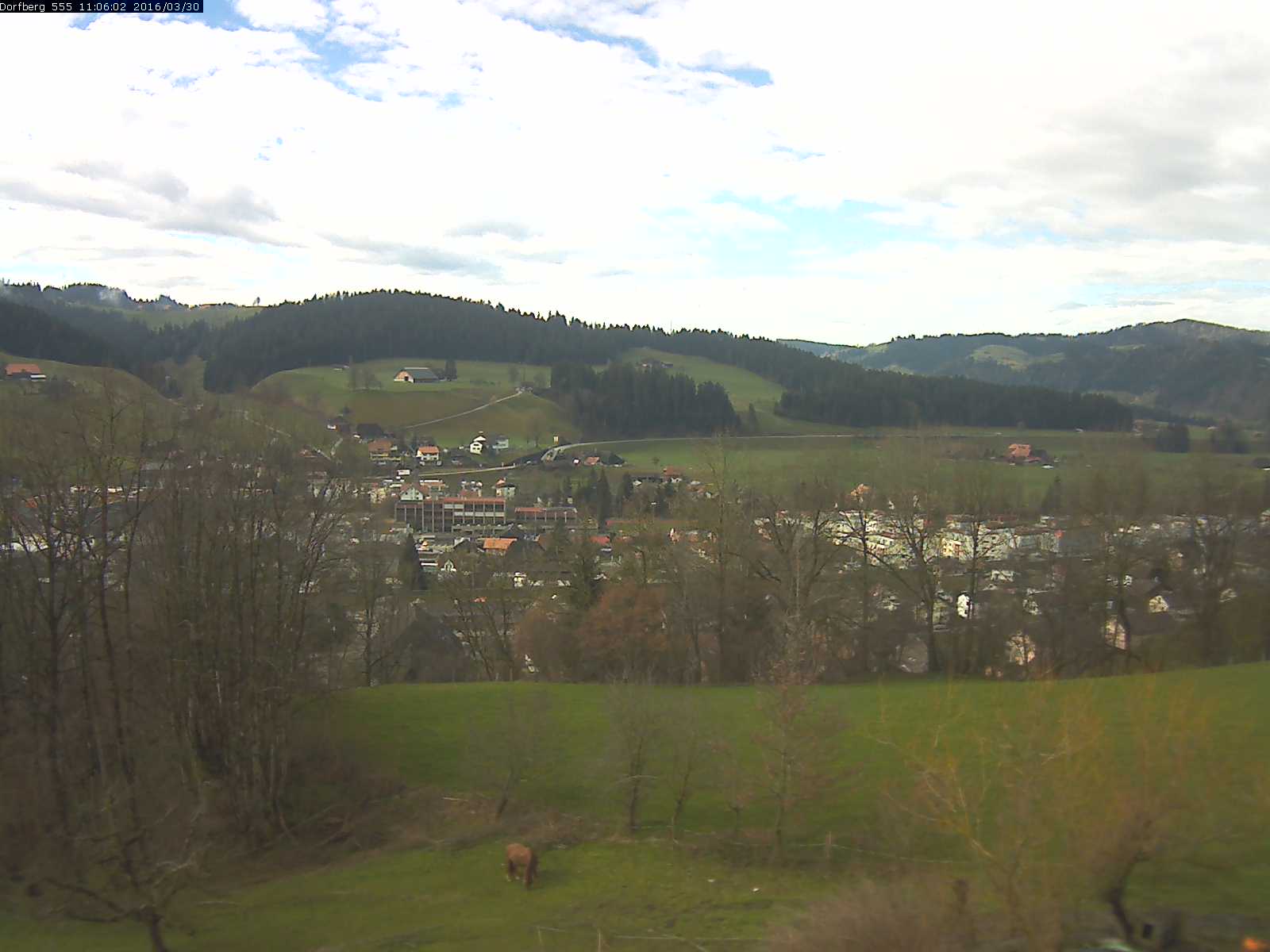 Webcam-Bild: Aussicht vom Dorfberg in Langnau 20160330-110601