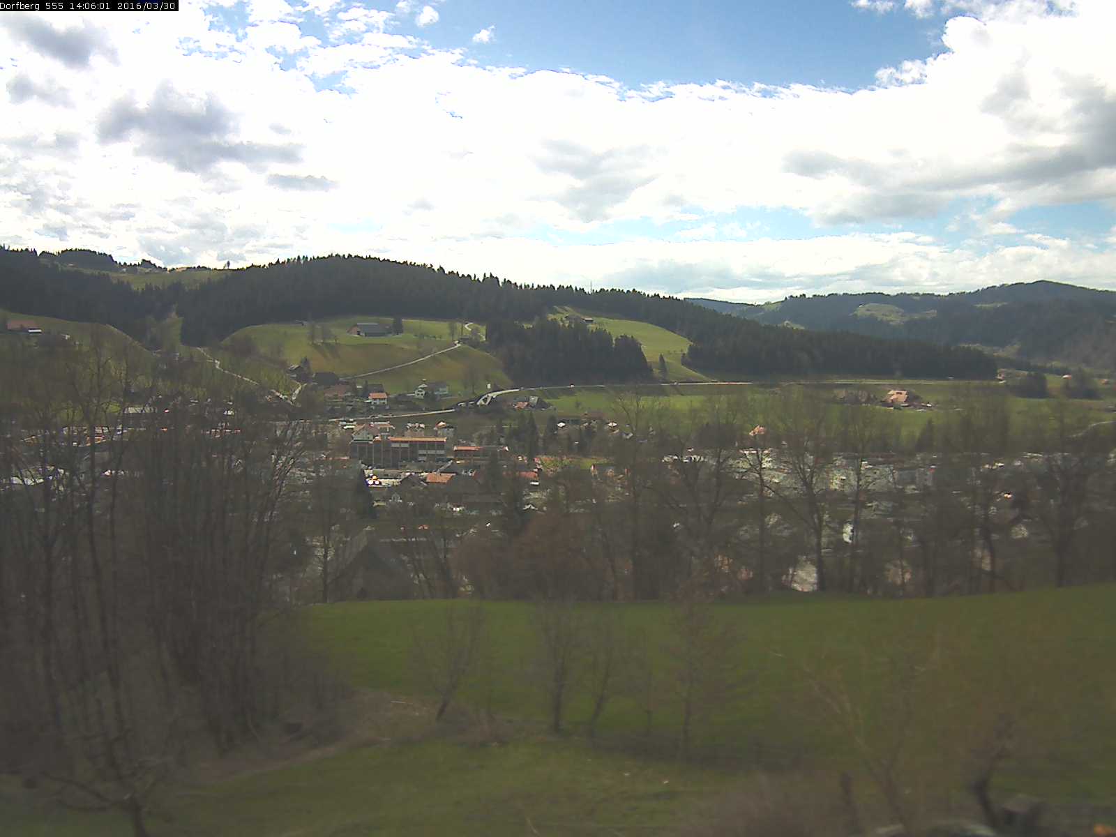 Webcam-Bild: Aussicht vom Dorfberg in Langnau 20160330-140601