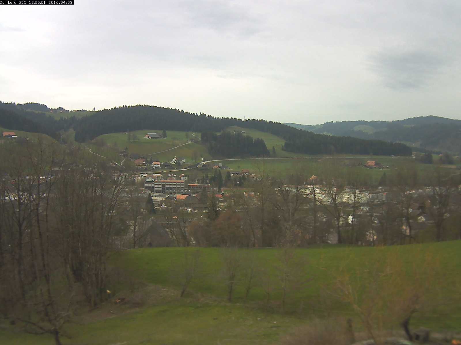 Webcam-Bild: Aussicht vom Dorfberg in Langnau 20160403-120601