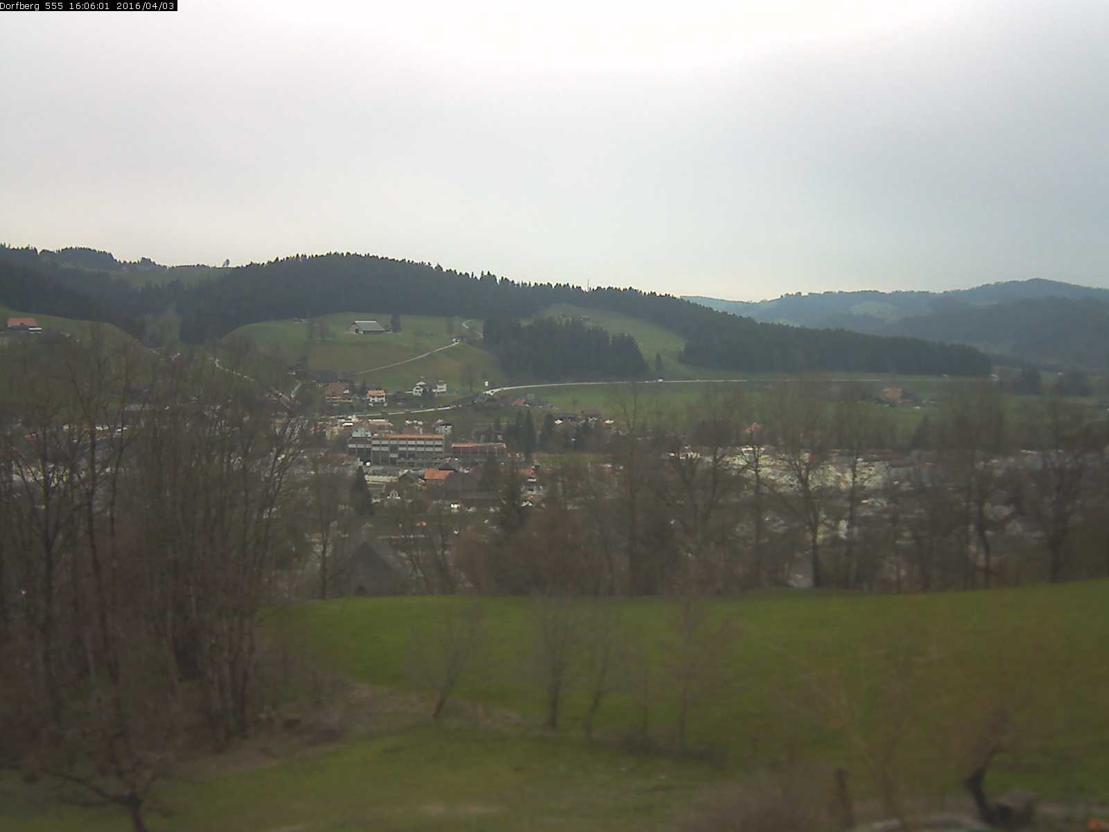 Webcam-Bild: Aussicht vom Dorfberg in Langnau 20160403-160601