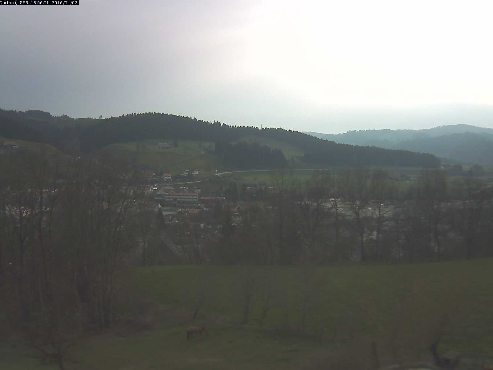 Webcam-Bild: Aussicht vom Dorfberg in Langnau 20160403-180601