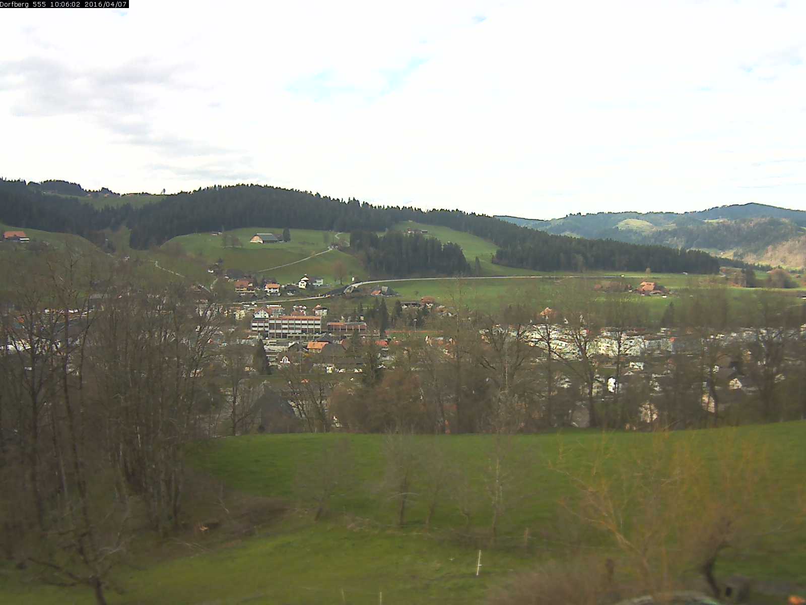 Webcam-Bild: Aussicht vom Dorfberg in Langnau 20160407-100601