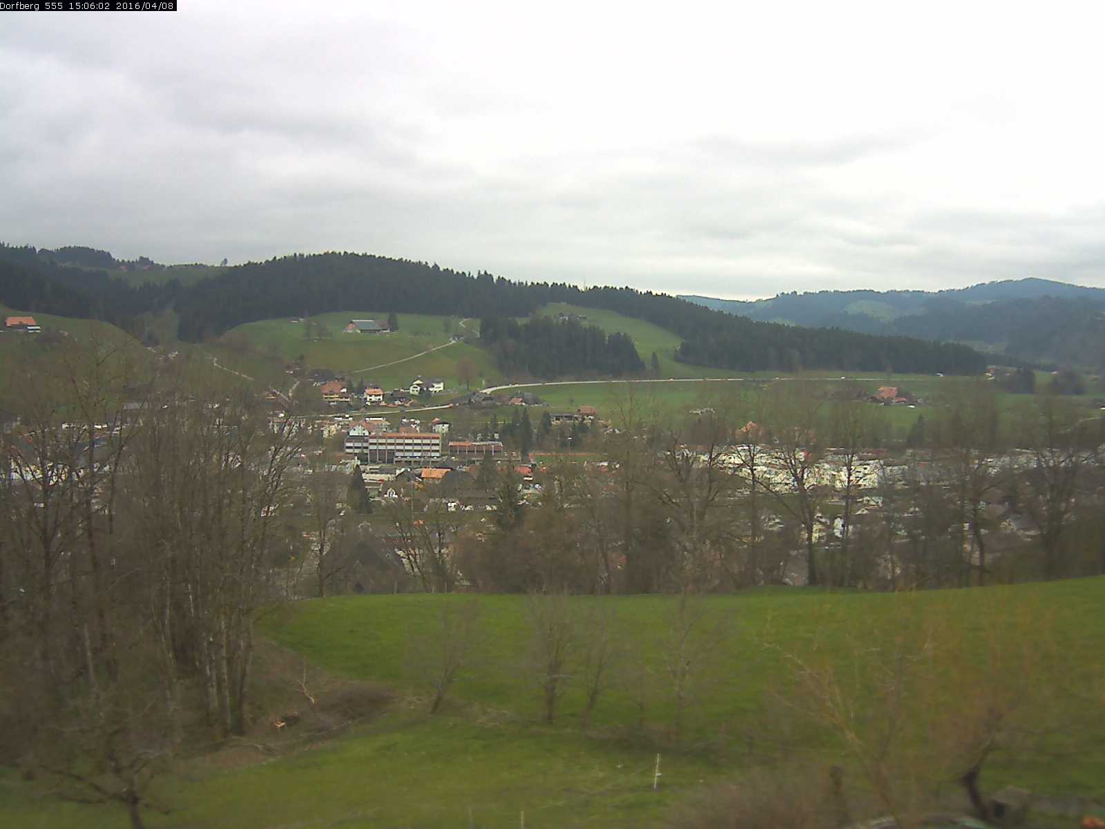 Webcam-Bild: Aussicht vom Dorfberg in Langnau 20160408-150601
