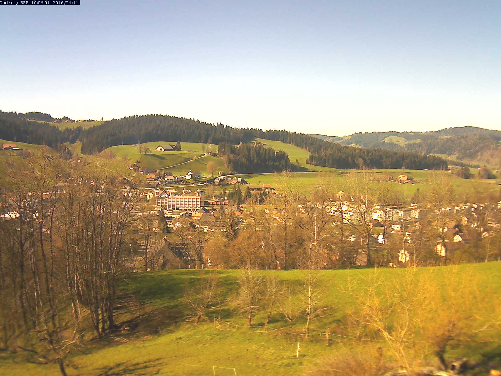 Webcam-Bild: Aussicht vom Dorfberg in Langnau 20160411-100601