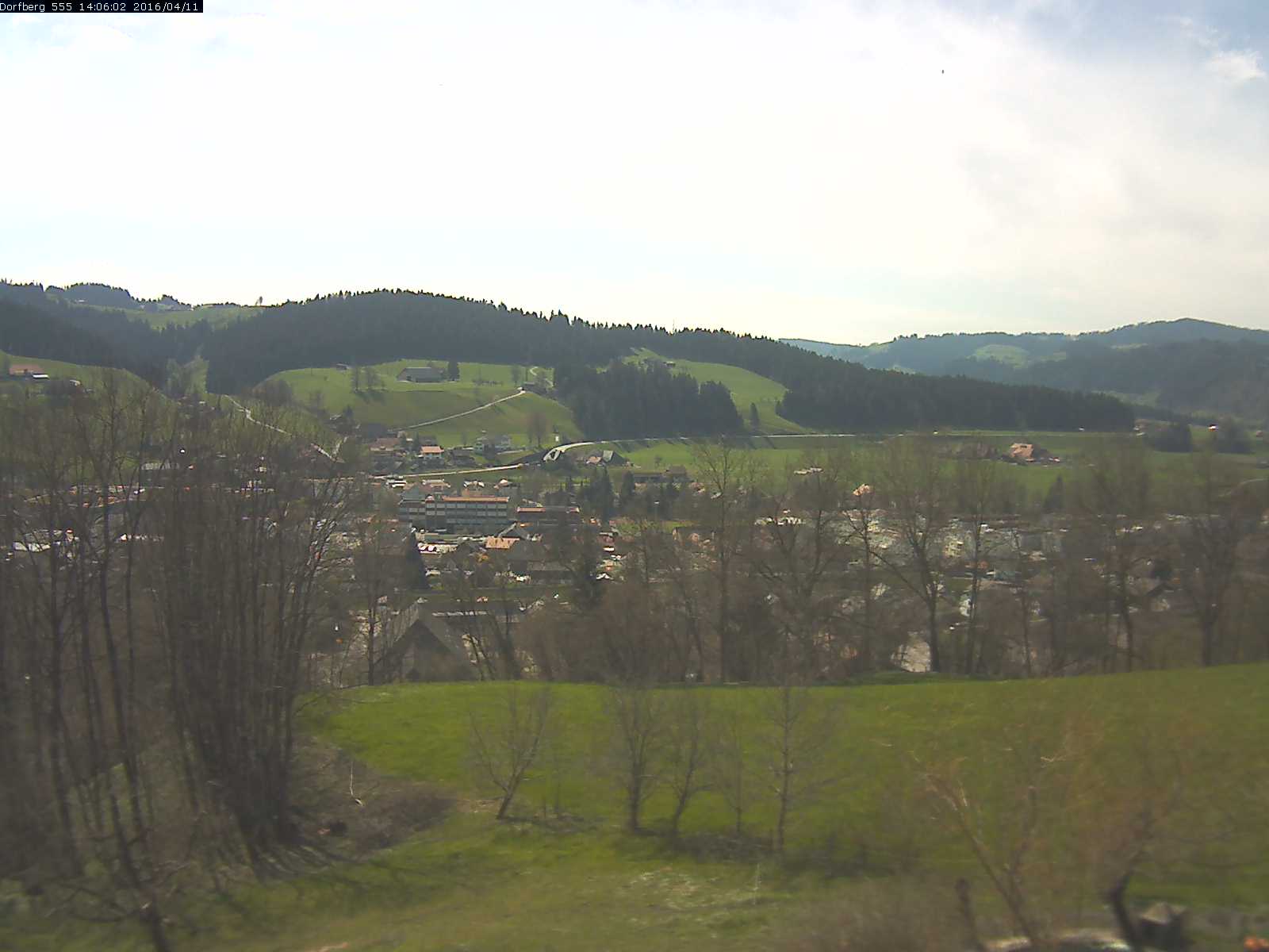 Webcam-Bild: Aussicht vom Dorfberg in Langnau 20160411-140601