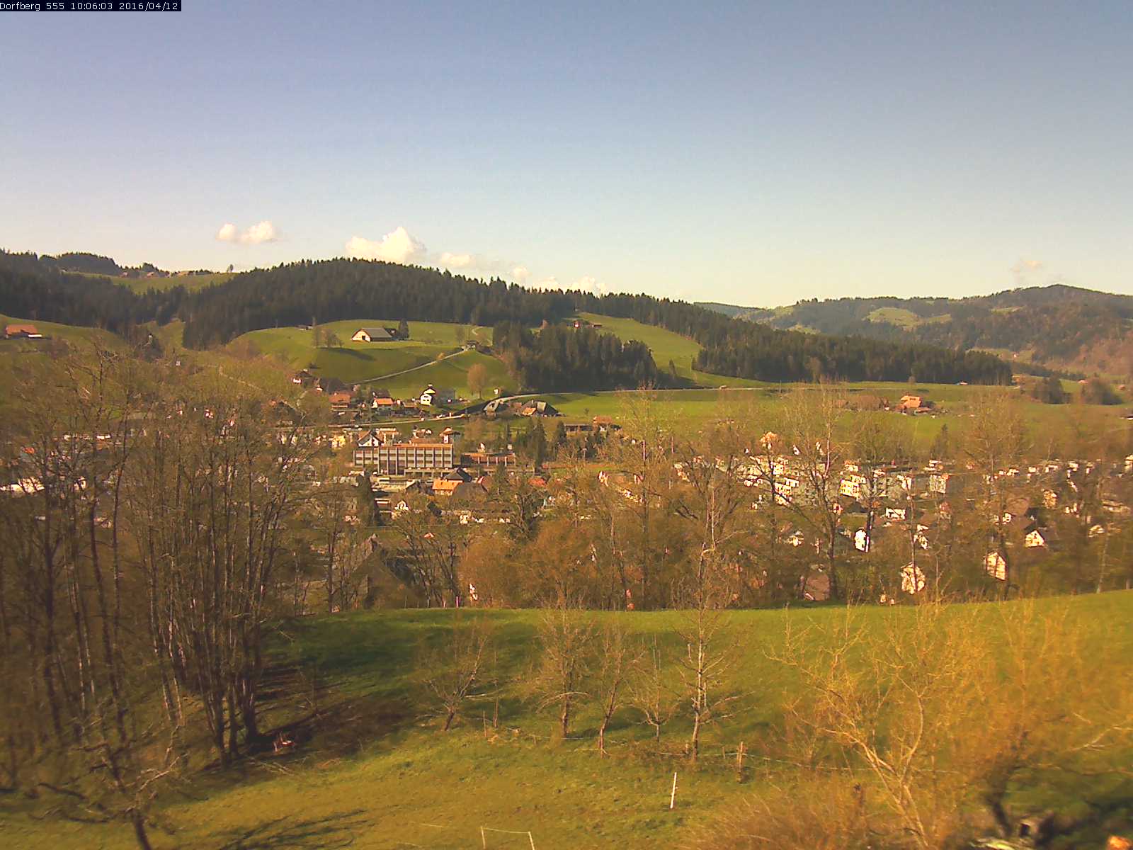 Webcam-Bild: Aussicht vom Dorfberg in Langnau 20160412-100601