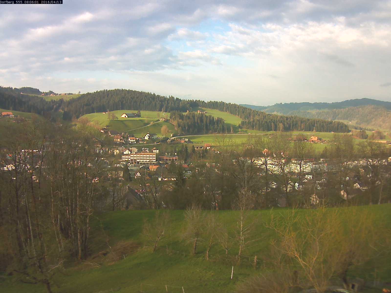 Webcam-Bild: Aussicht vom Dorfberg in Langnau 20160413-080601