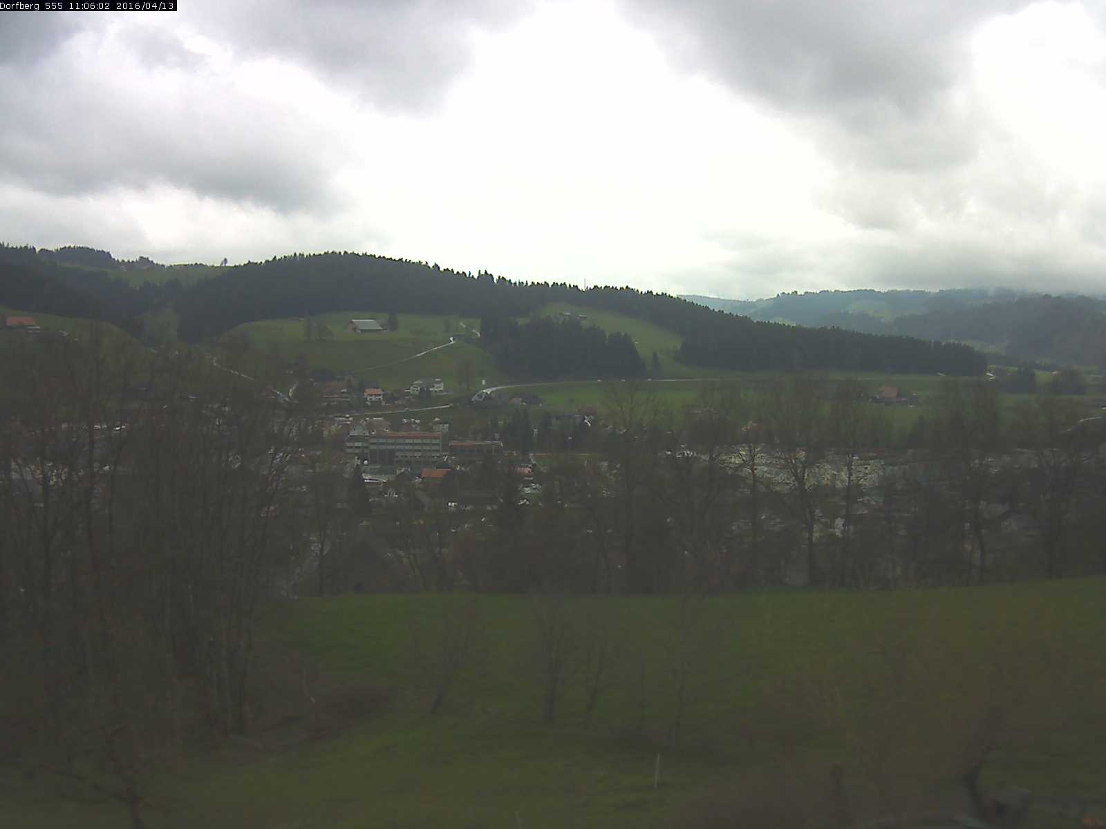 Webcam-Bild: Aussicht vom Dorfberg in Langnau 20160413-110601