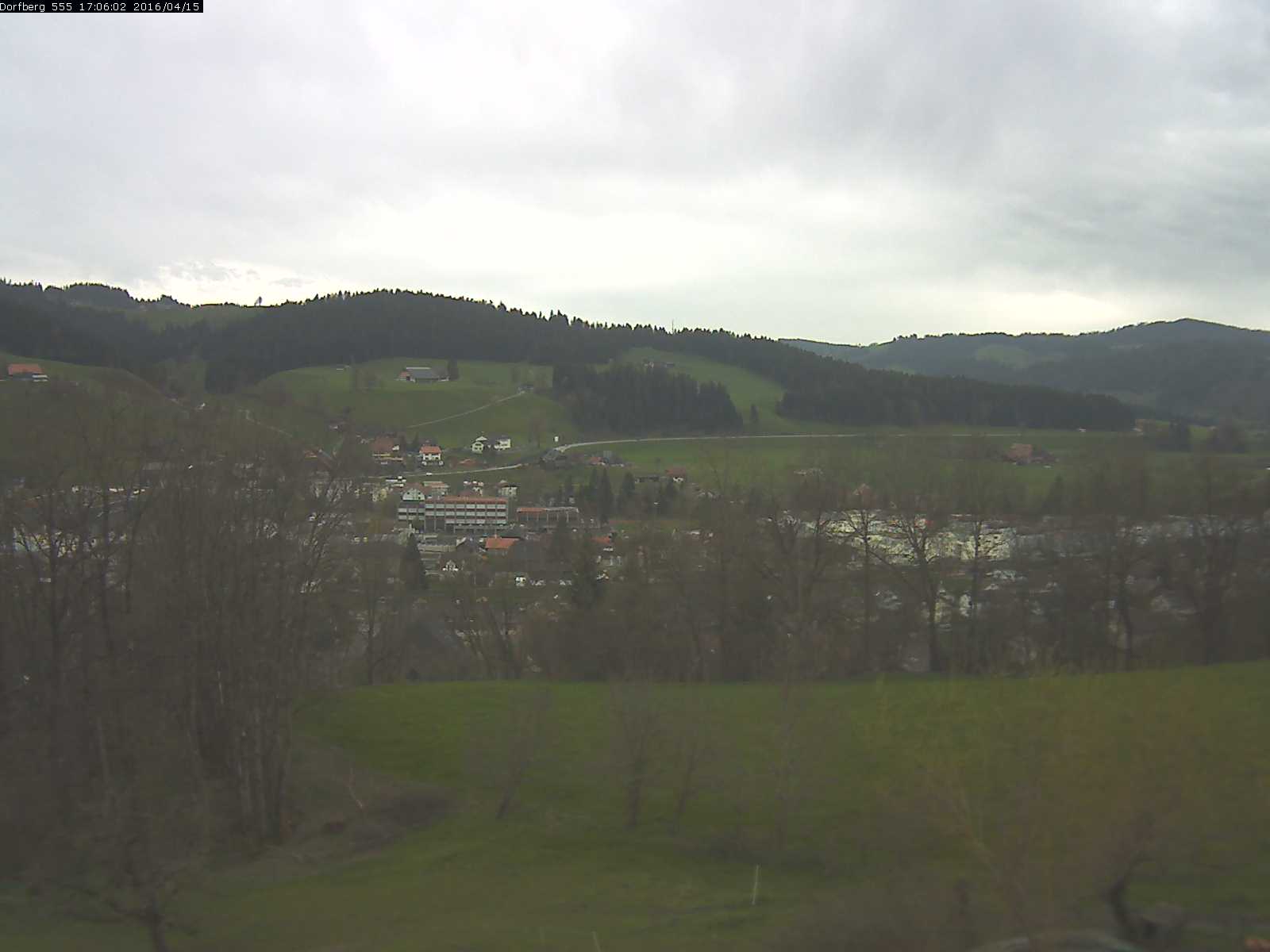 Webcam-Bild: Aussicht vom Dorfberg in Langnau 20160415-170601