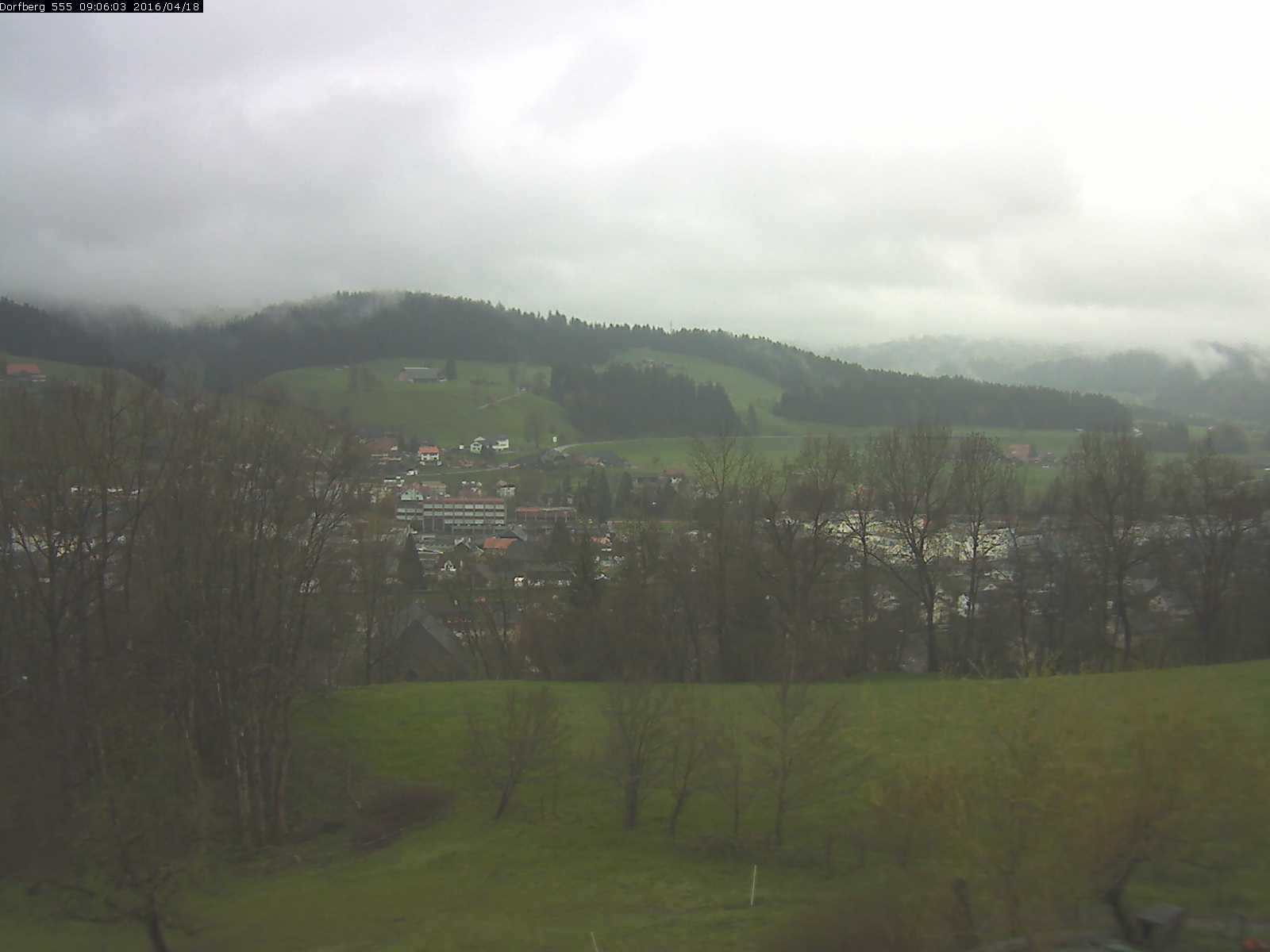 Webcam-Bild: Aussicht vom Dorfberg in Langnau 20160418-090601