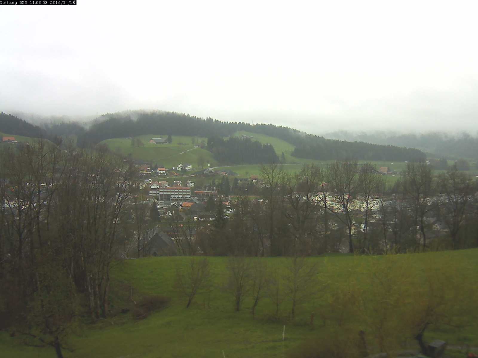 Webcam-Bild: Aussicht vom Dorfberg in Langnau 20160418-110601