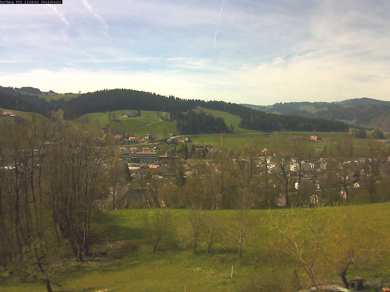 Webcam-Bild: Aussicht vom Dorfberg in Langnau 20160421-120601