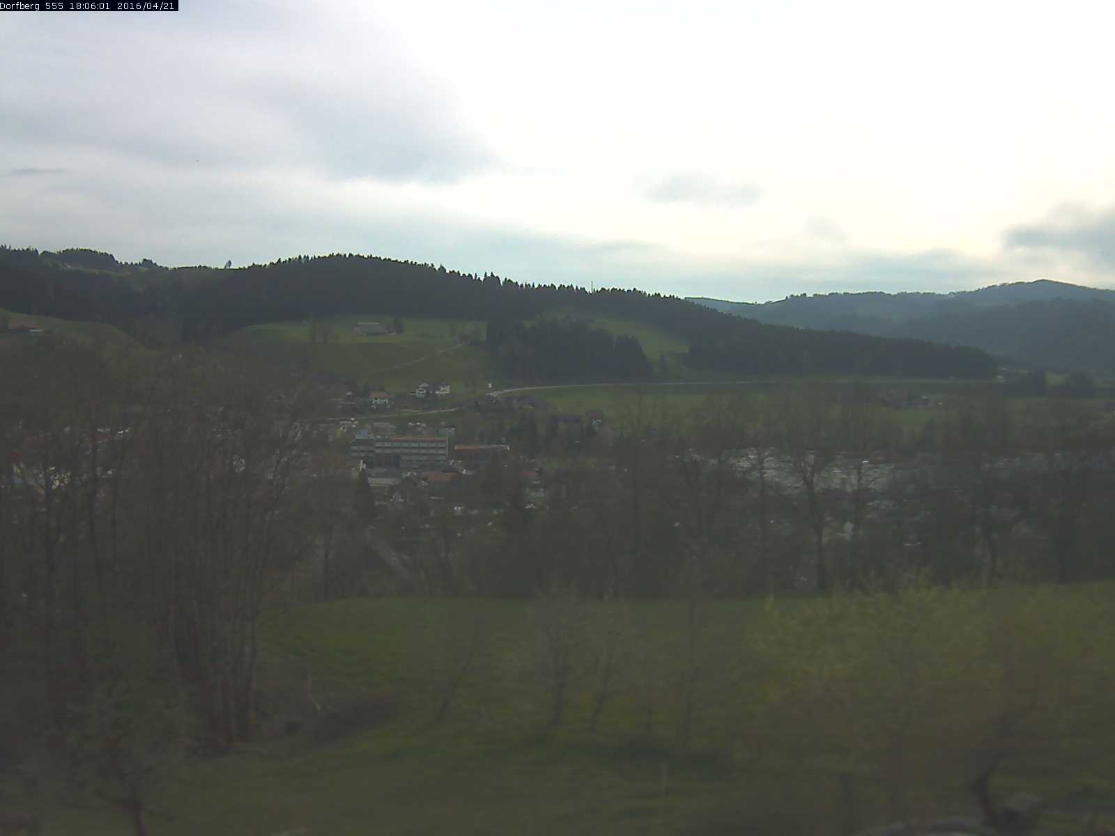Webcam-Bild: Aussicht vom Dorfberg in Langnau 20160421-180601
