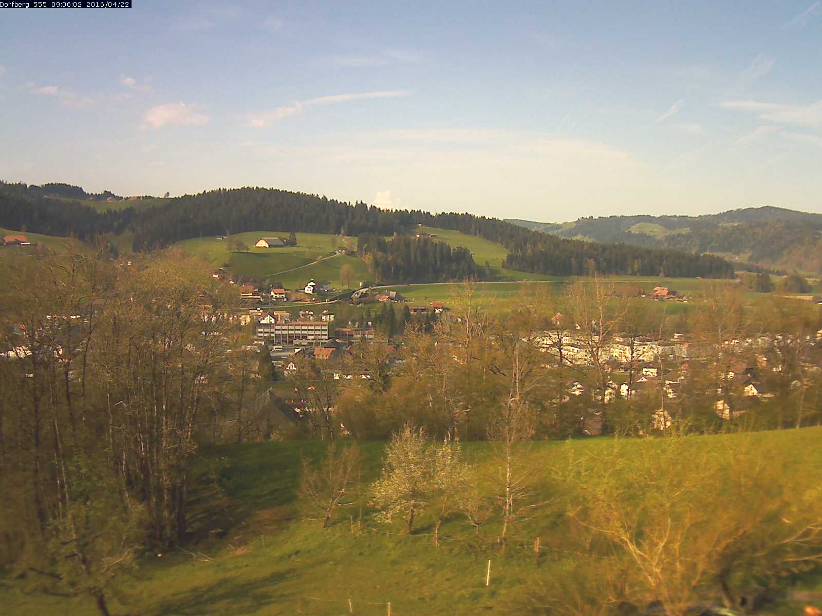 Webcam-Bild: Aussicht vom Dorfberg in Langnau 20160422-090601