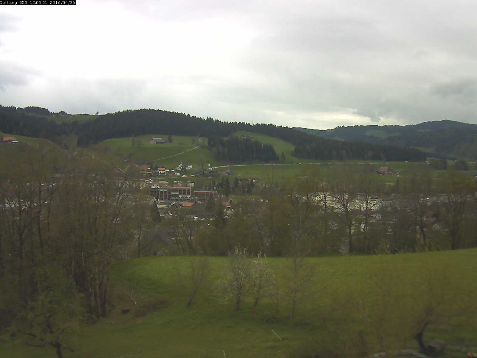Webcam-Bild: Aussicht vom Dorfberg in Langnau 20160426-120601