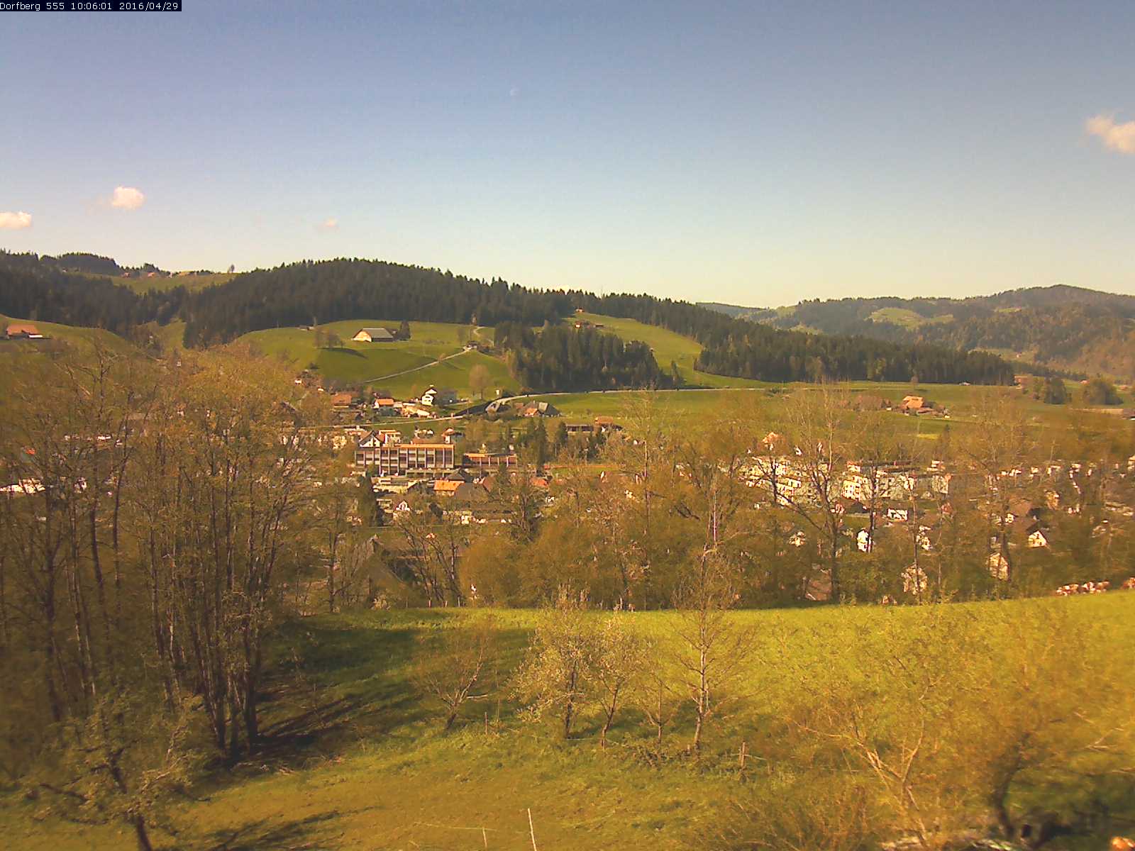 Webcam-Bild: Aussicht vom Dorfberg in Langnau 20160429-100601