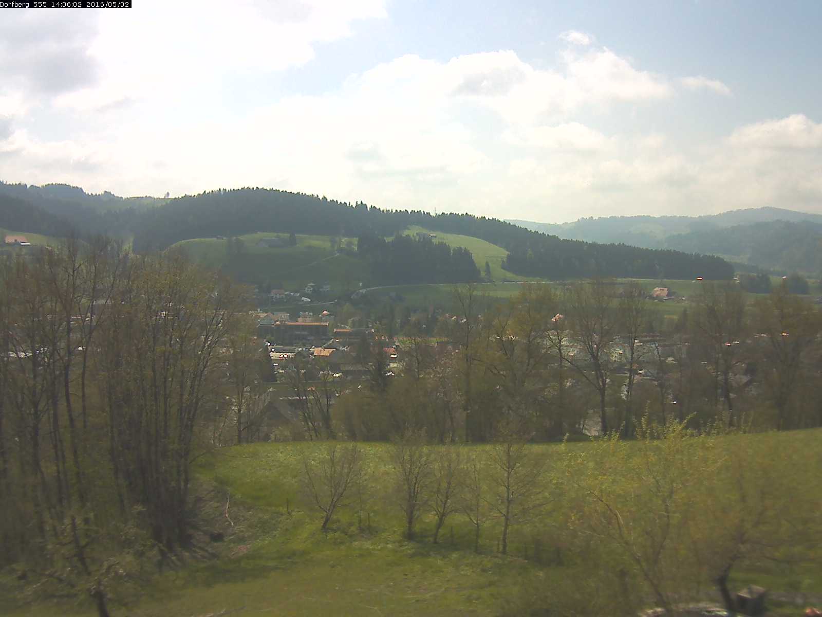 Webcam-Bild: Aussicht vom Dorfberg in Langnau 20160502-140601
