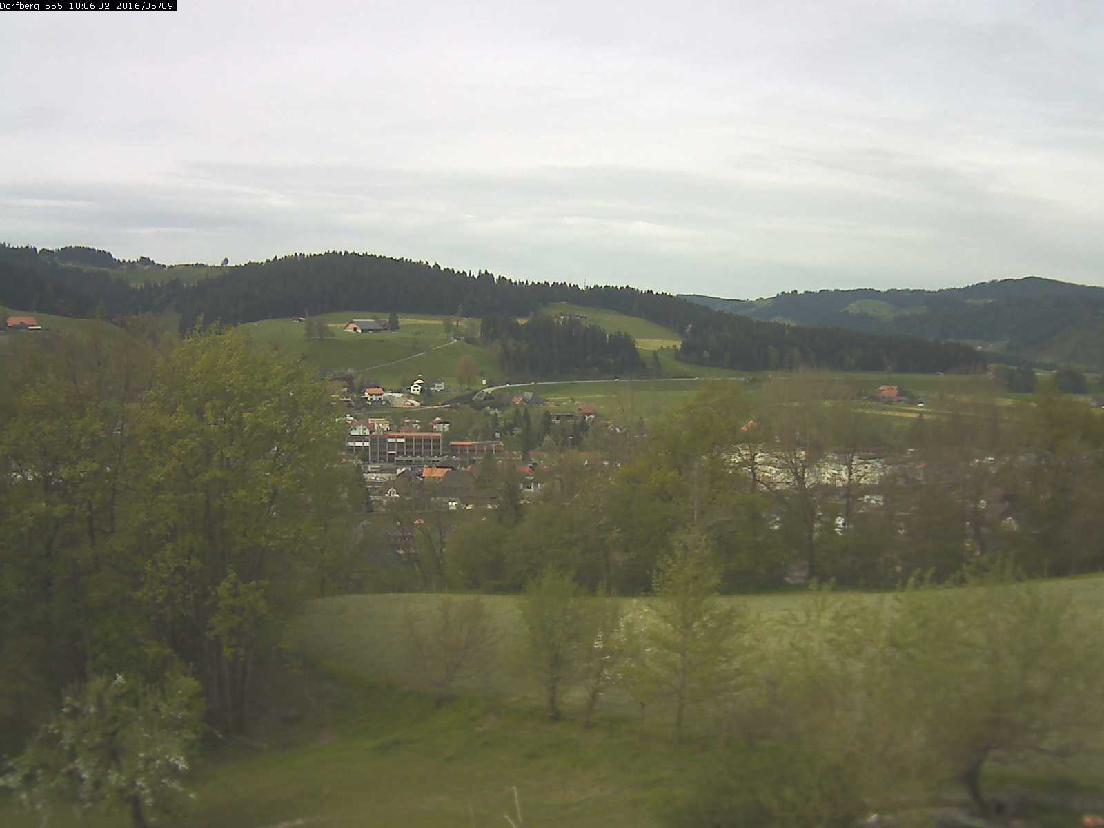 Webcam-Bild: Aussicht vom Dorfberg in Langnau 20160509-100601