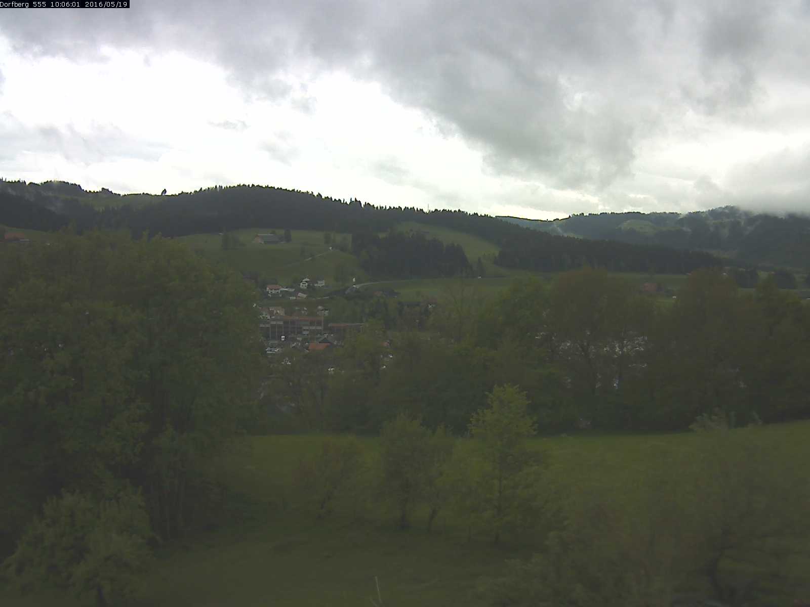 Webcam-Bild: Aussicht vom Dorfberg in Langnau 20160519-100601